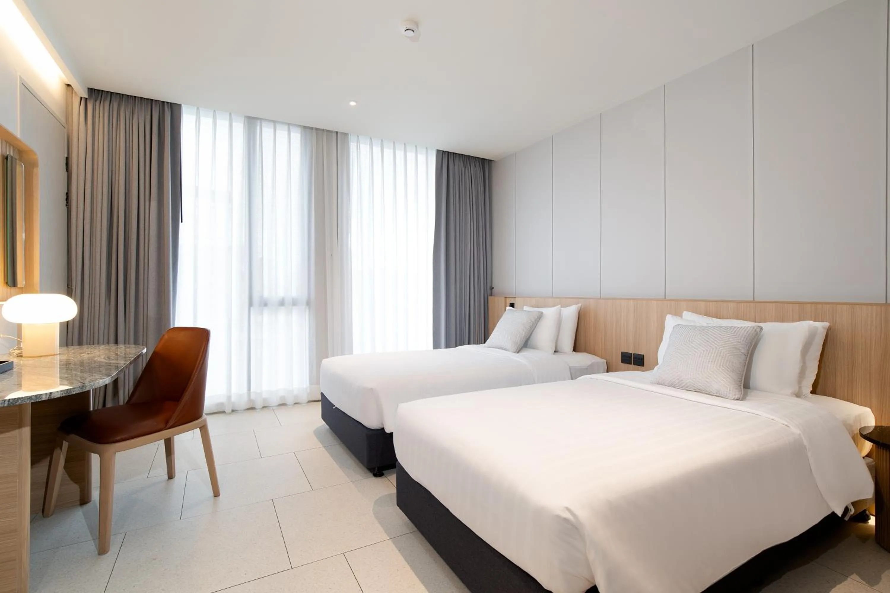 Deluxe Twin Room in Saan Hotel Sathorn
