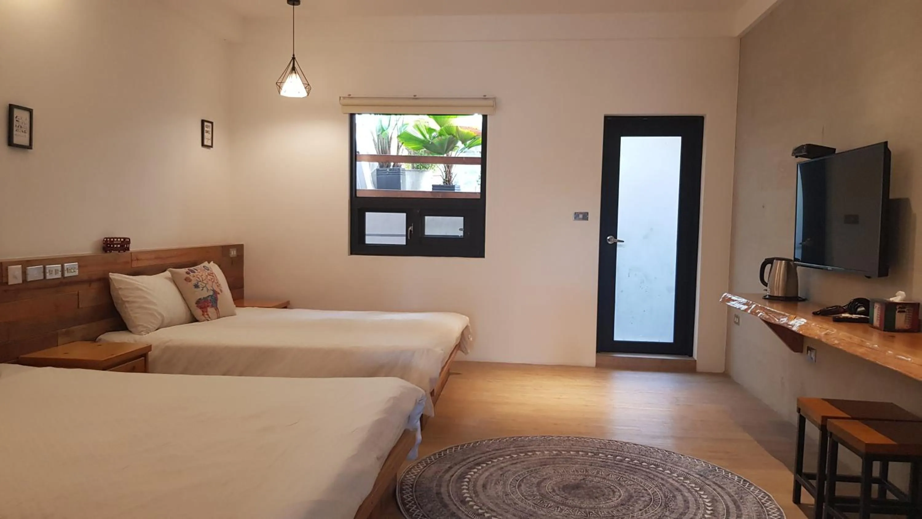 Quadruple Room with Balcony in The Red Hotel