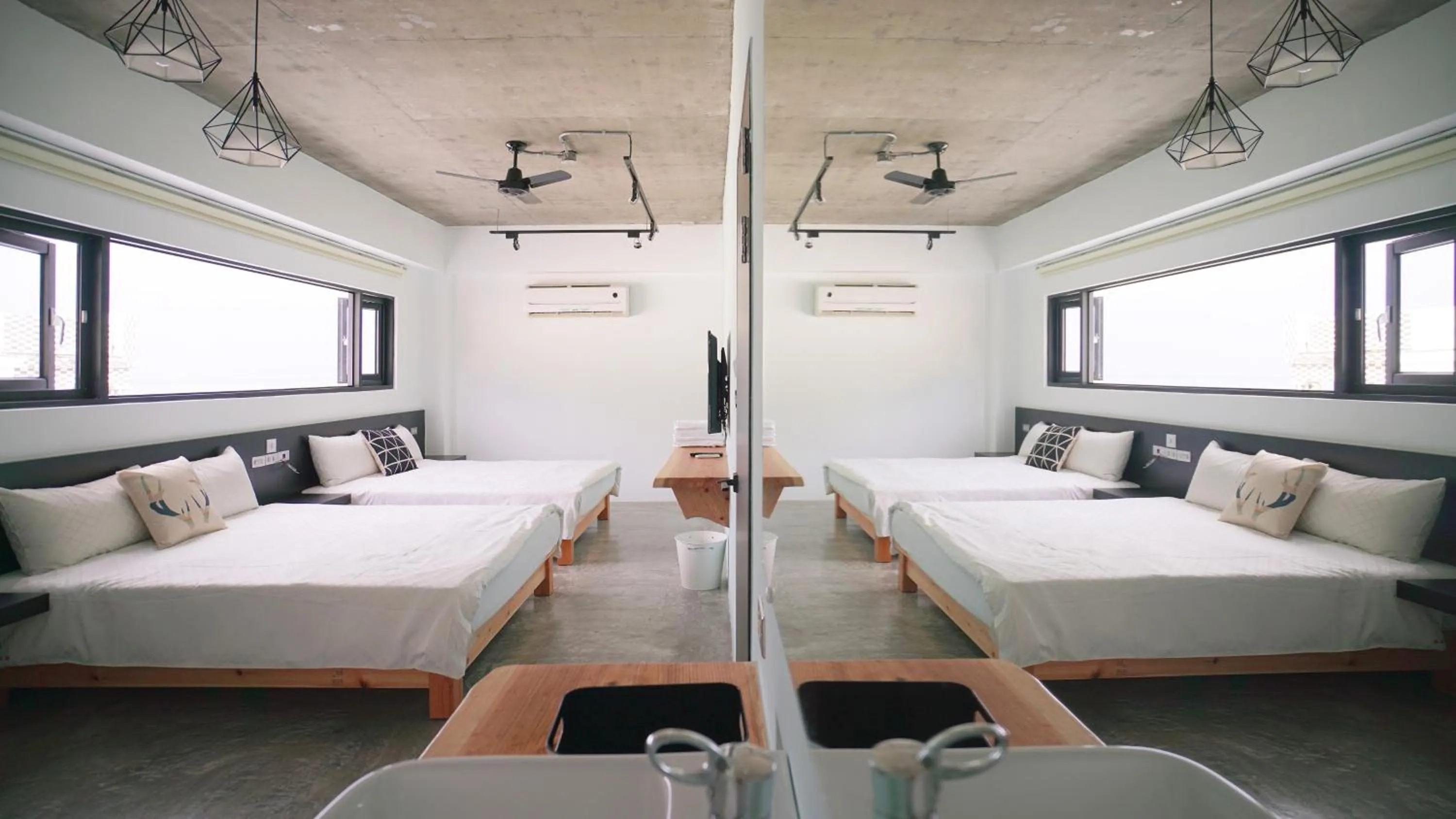 Quadruple Room with Sea View in The Red Hotel