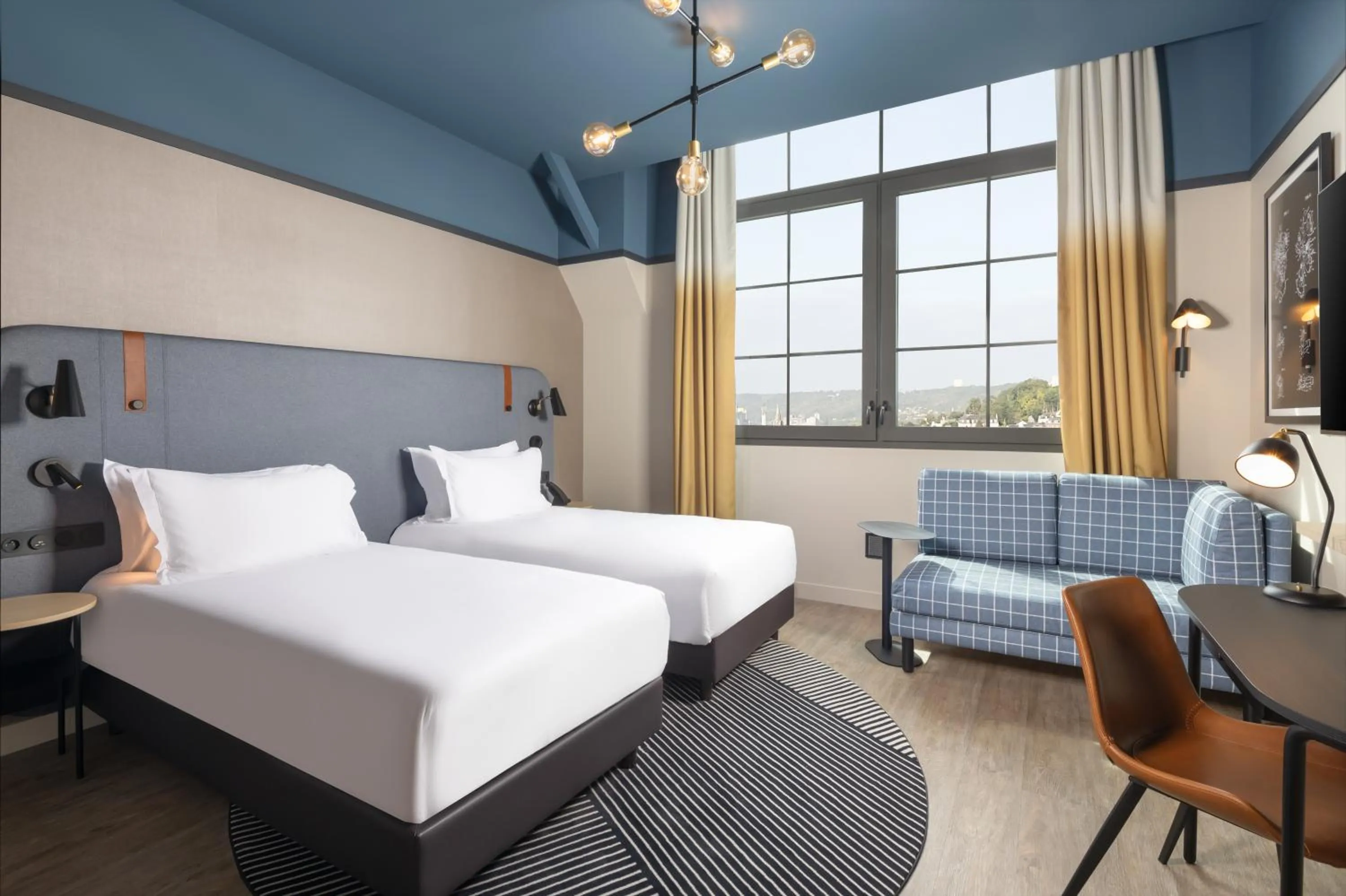 Deluxe Twin Room with City View in Hyatt Place Rouen