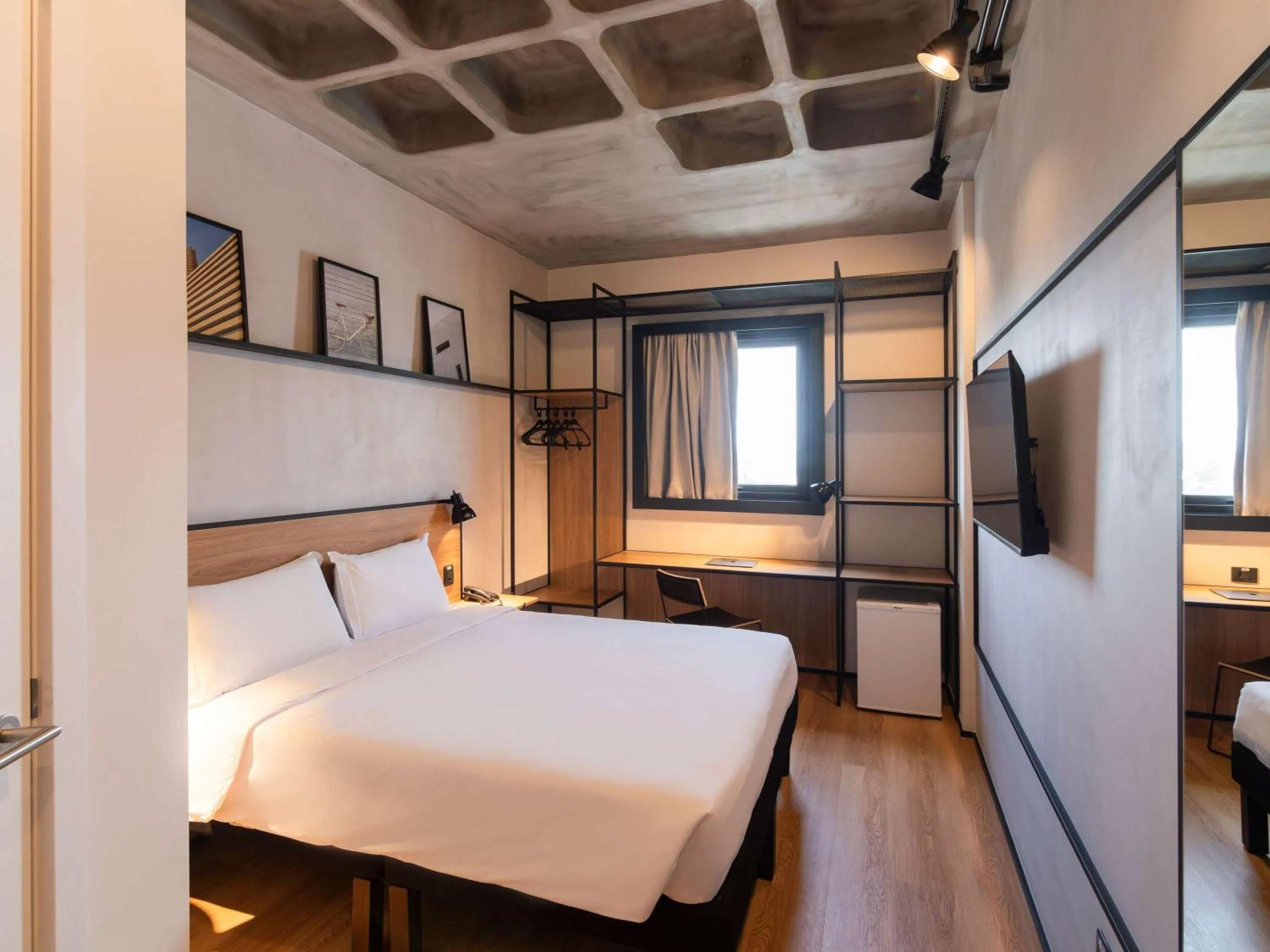 Standard Double Room - single occupancy in ibis Tubarão