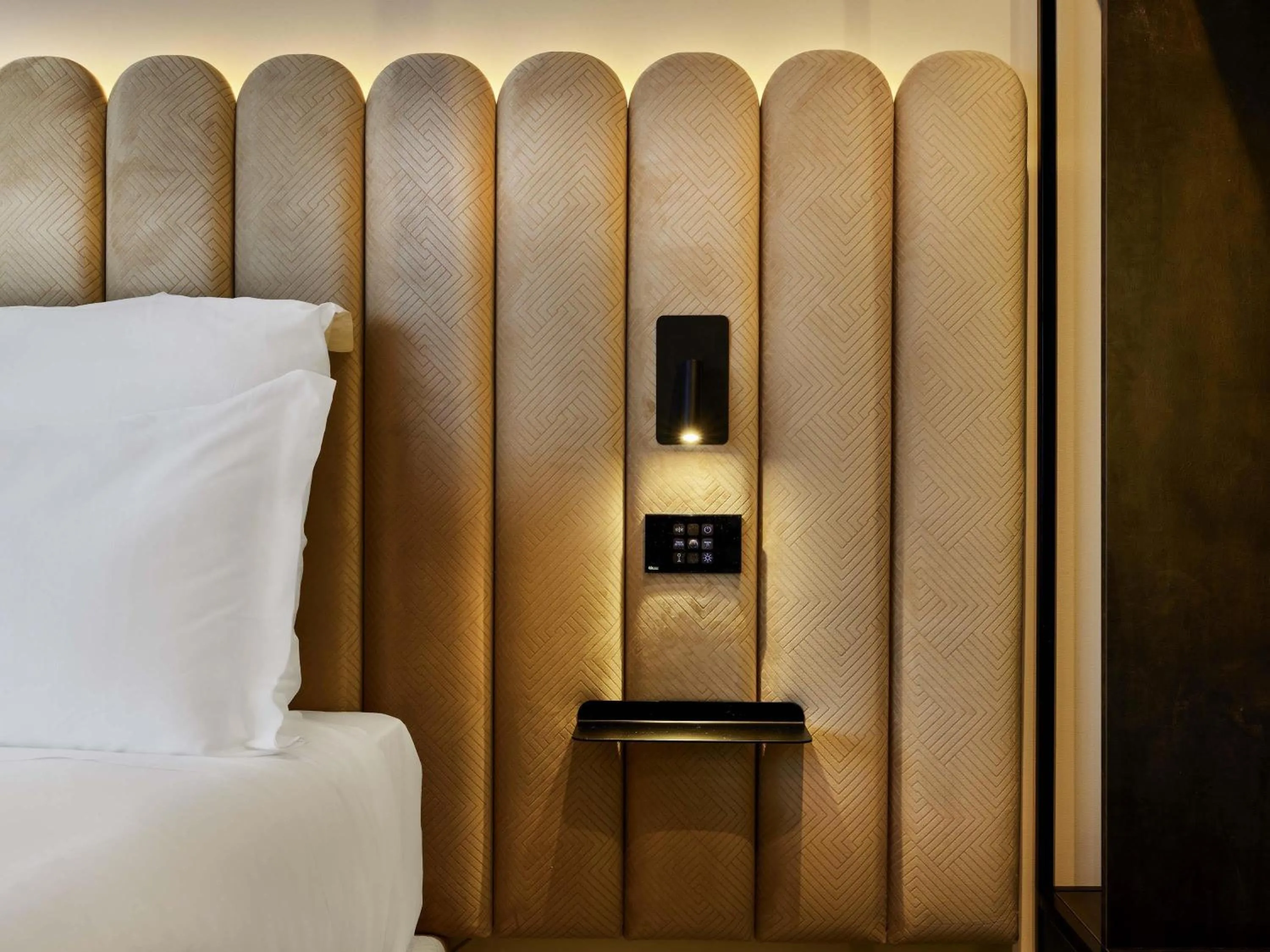 Tribe Essential Twin Mountain View in TRIBE Milano Malpensa