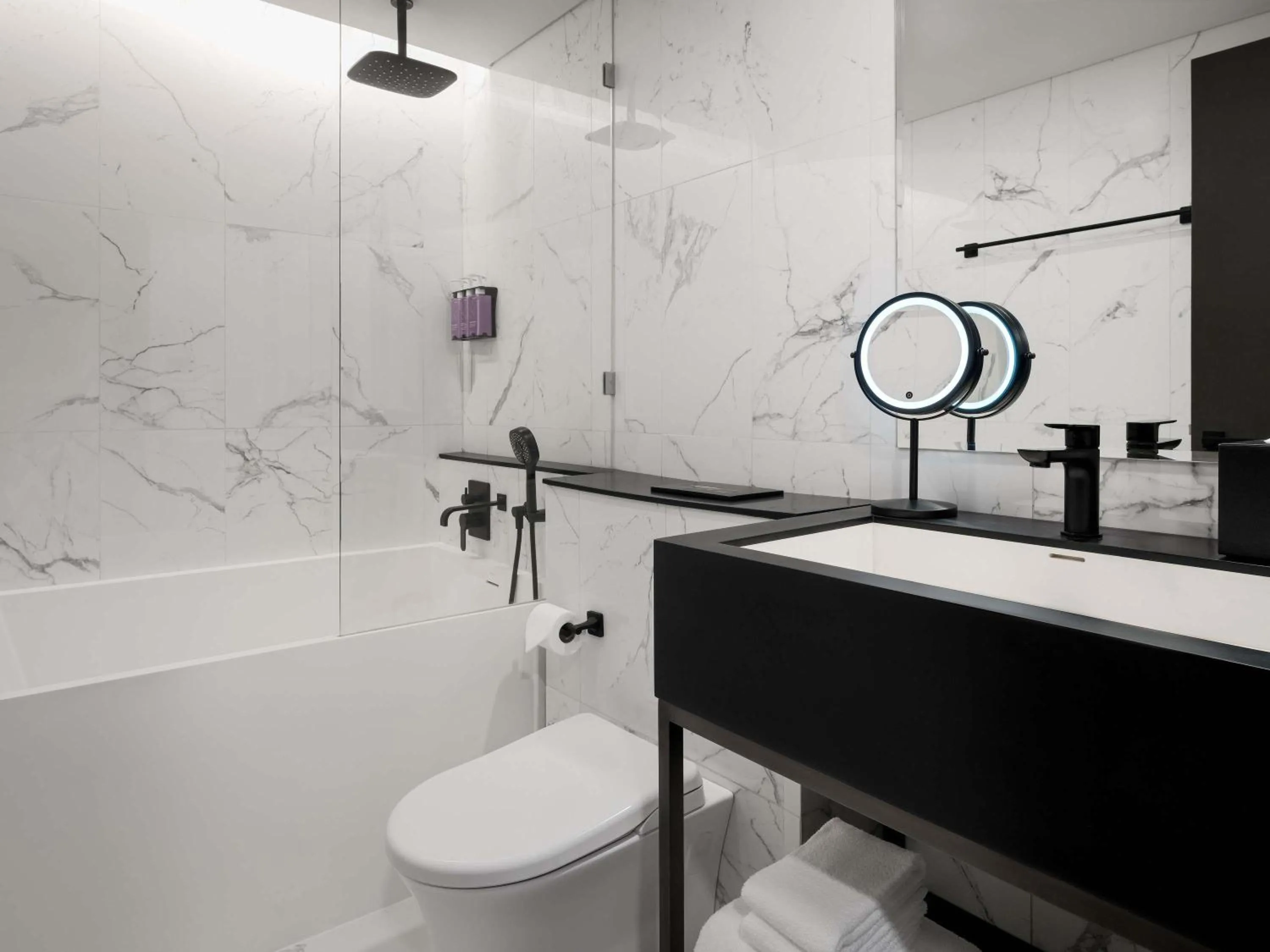 Tribe Essential Twin Room in TRIBE Living Bangkok Sukhumvit 39 by AccorHotels