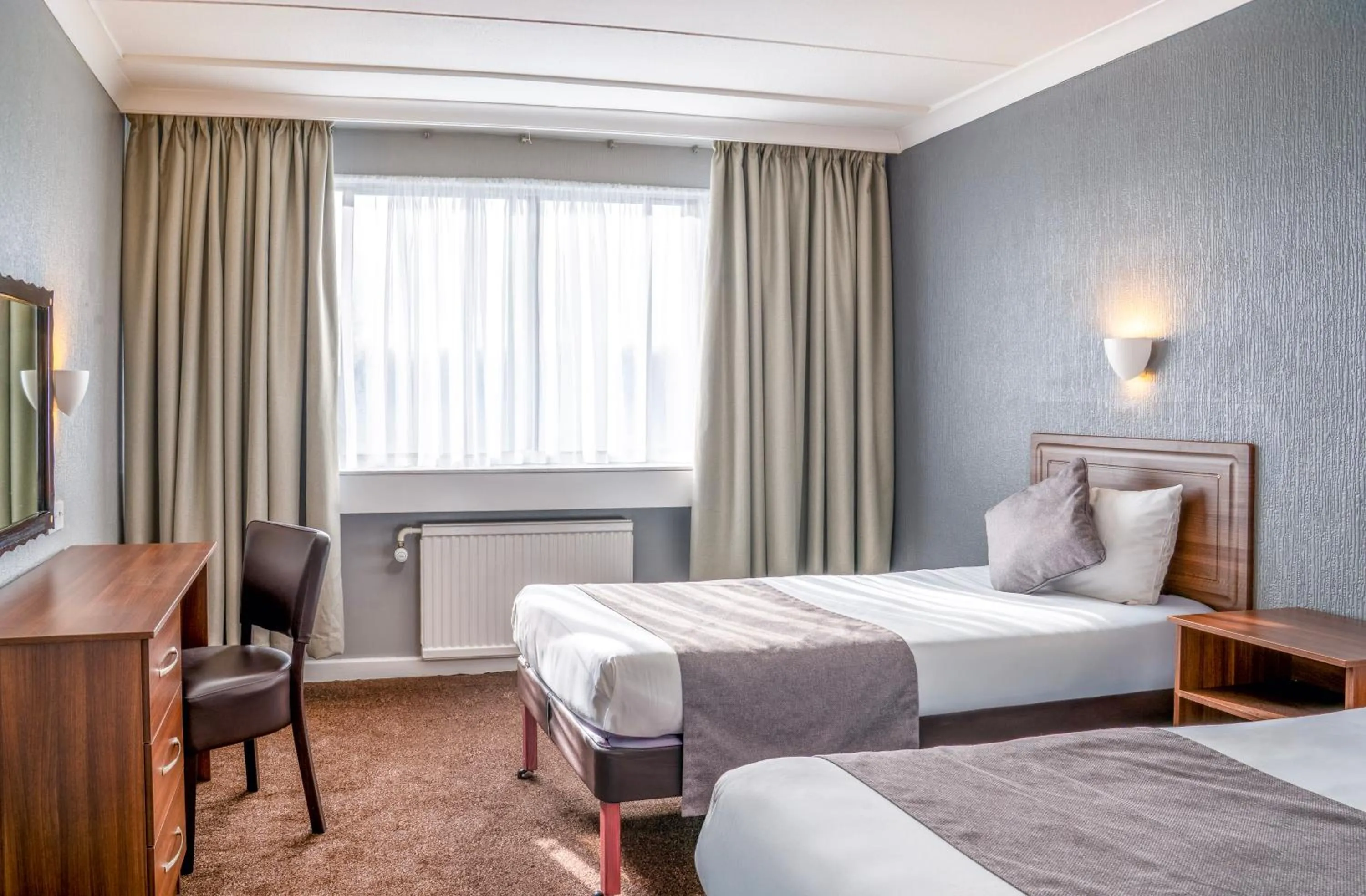 Twin Room in Airport Hotel Manchester