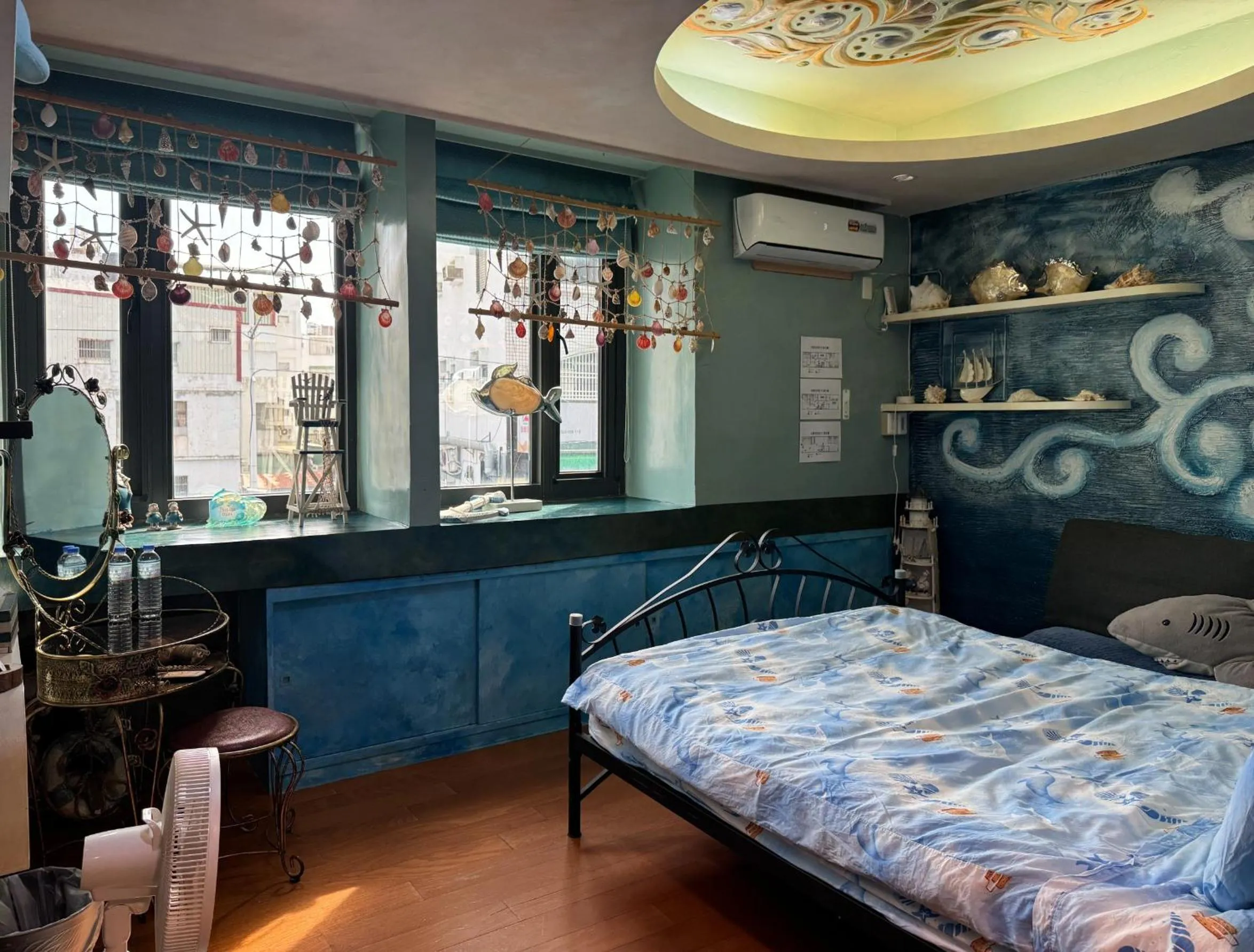 Deluxe Double Room - single occupancy in 3D Sunflower Embossed B&B