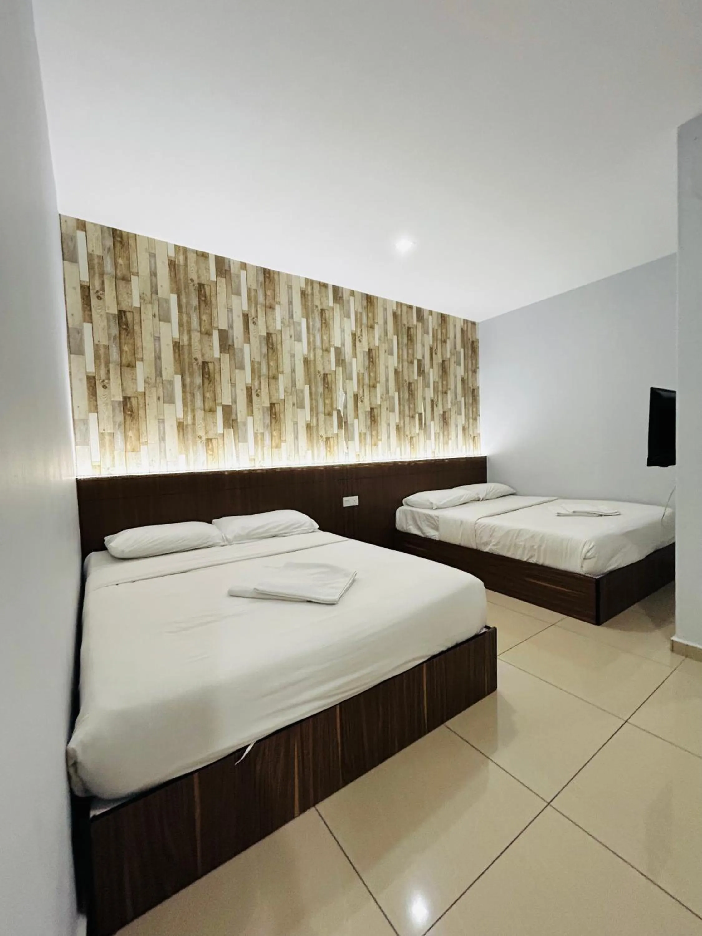 Deluxe Family Room in DS Hotel