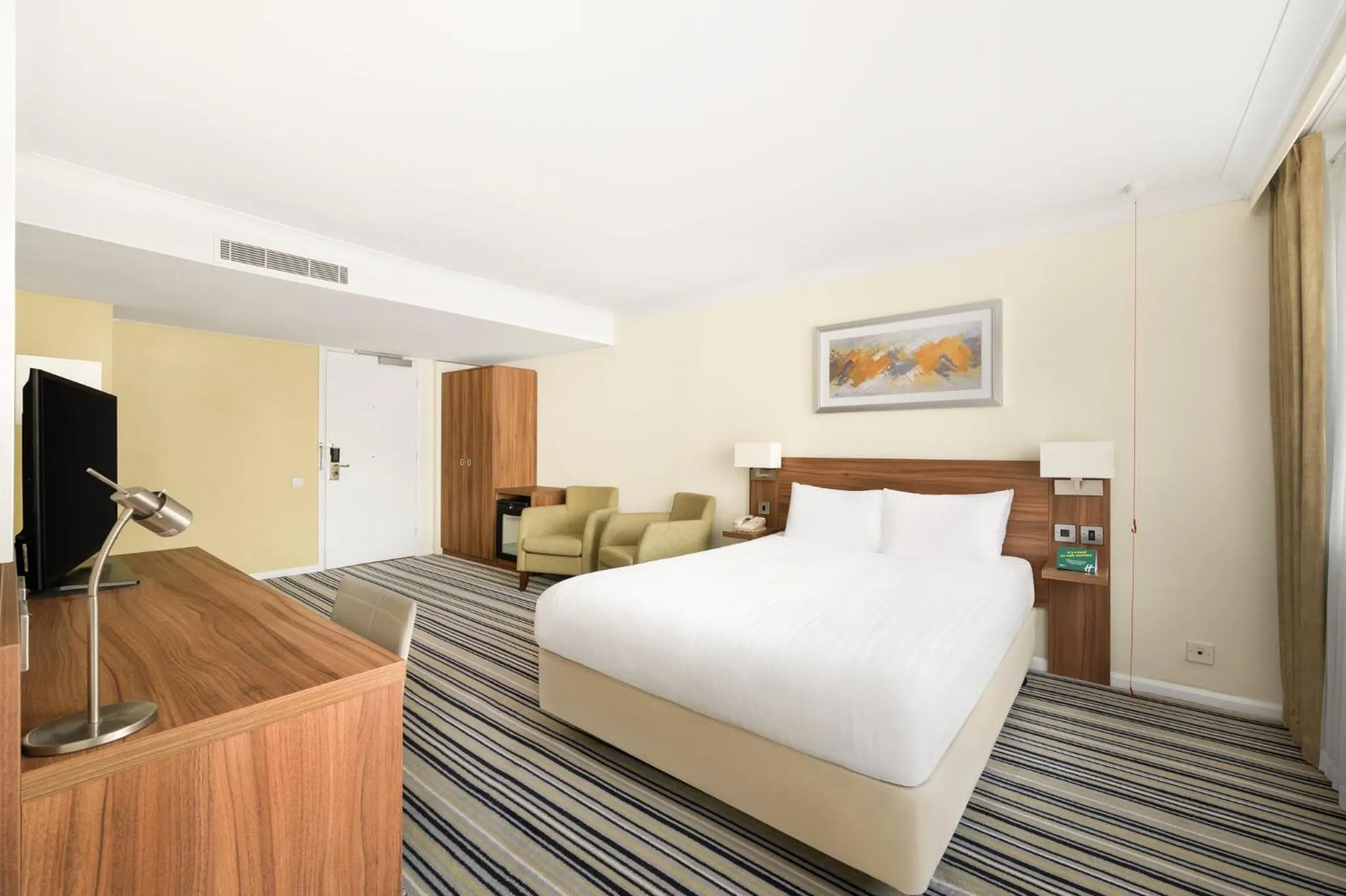 Standard Double Room - Disability Access in Holiday Inn York by IHG