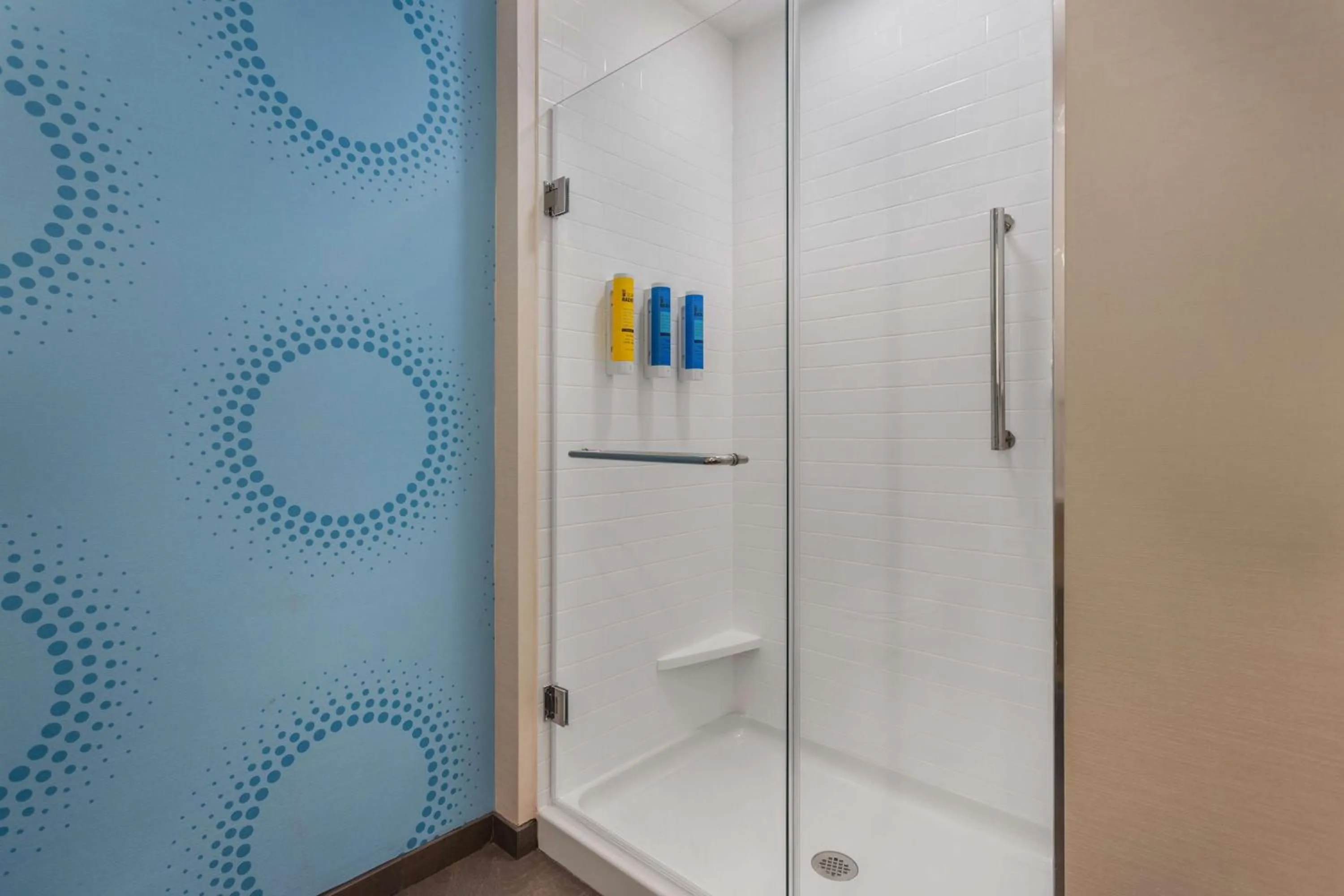 Queen Room with Two Queen Beds and Walk-In Shower in Tru By Hilton Janesville