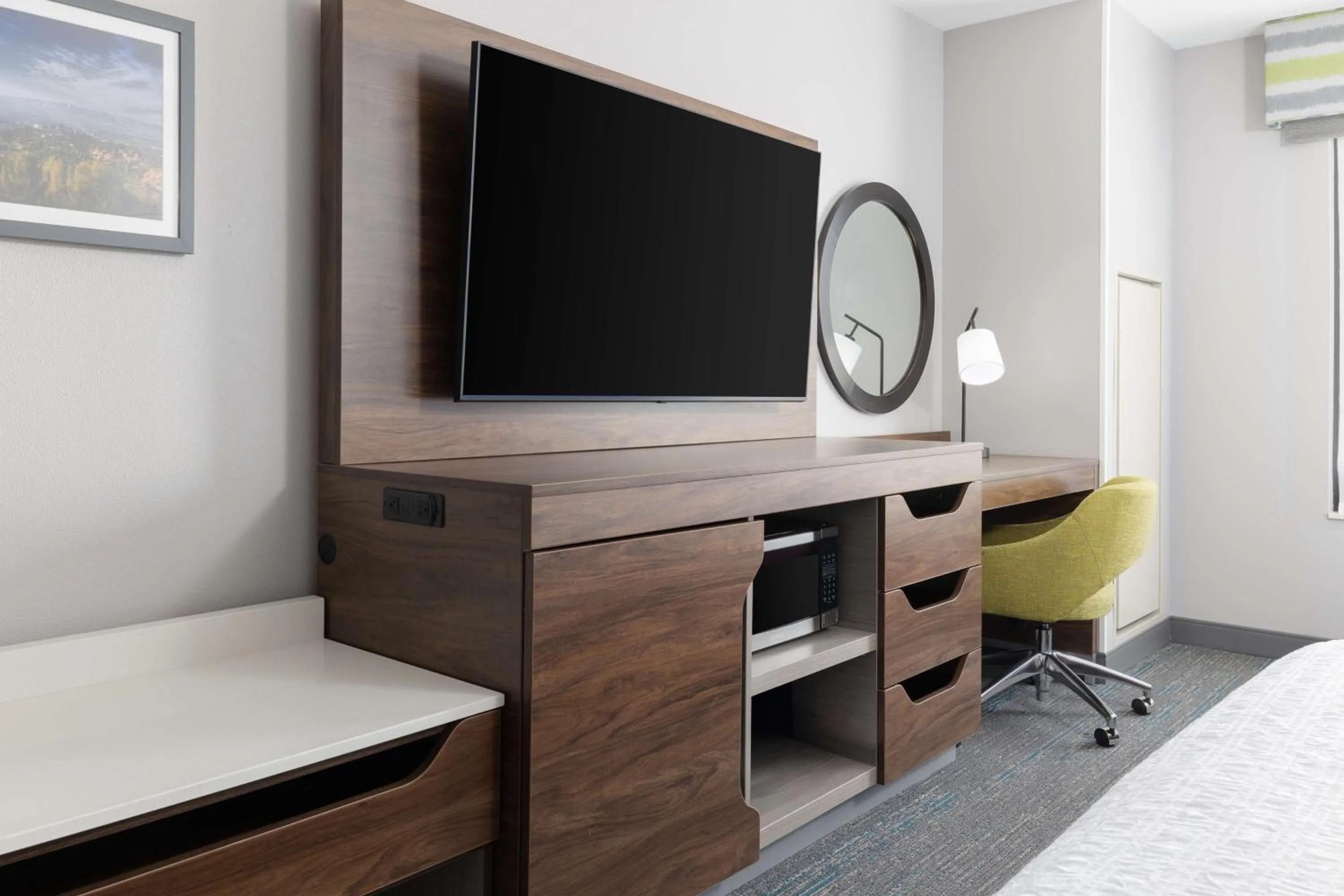 Queen Room with Two Queen Beds - Hearing Access in Hampton Inn & Suites Porter Ranch Los Angeles