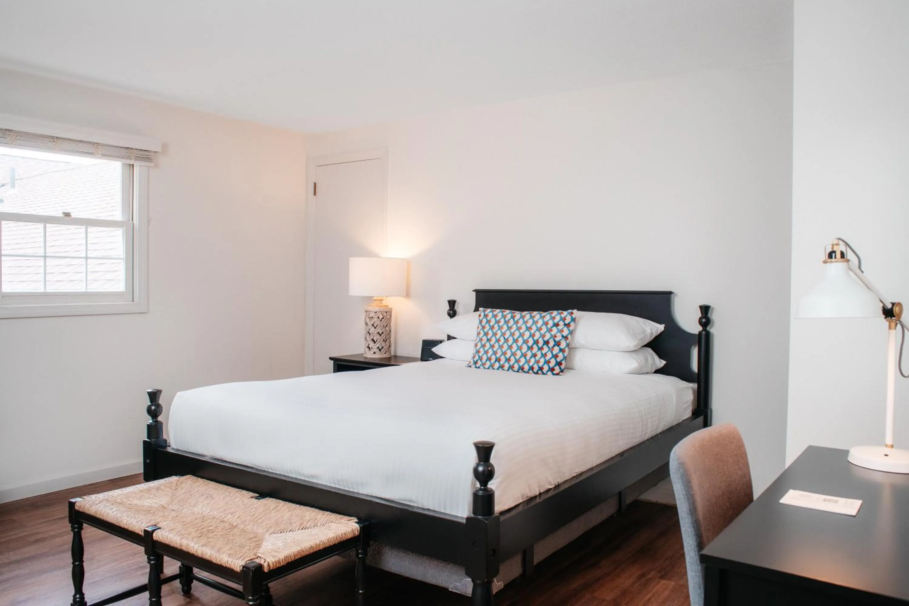 Deluxe Queen Room in The Ellery