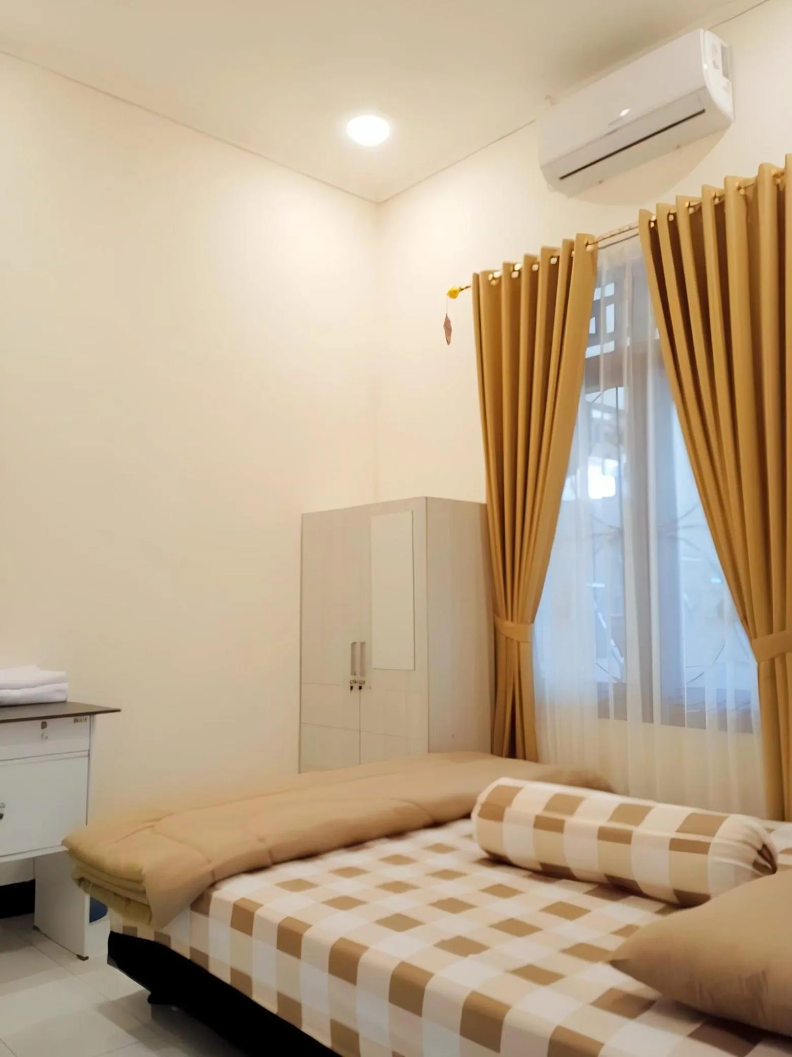 Deluxe King Room in Penginapan Prambanan TRISAN