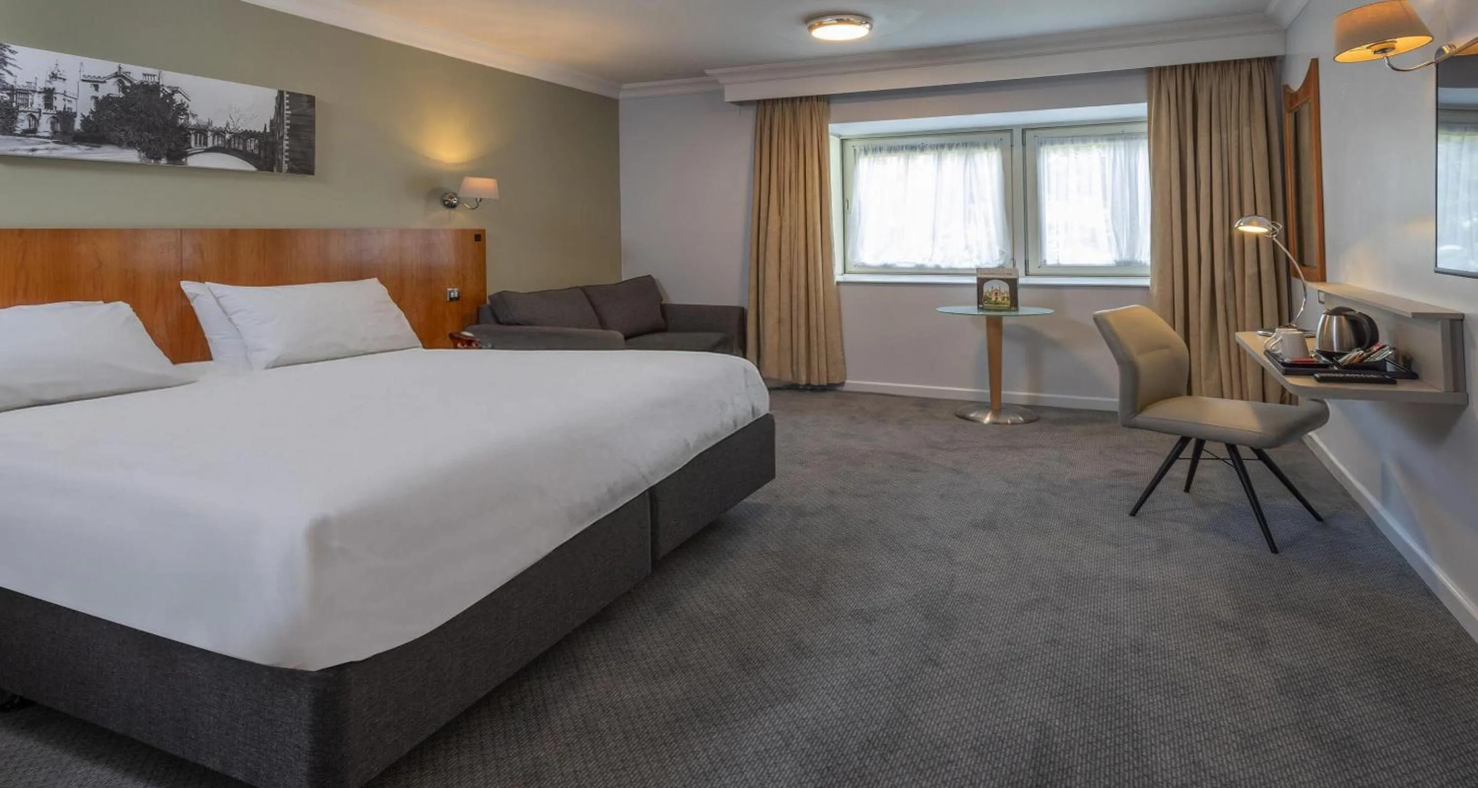 Superior Family Room in Cambridge Bar Hill Hotel, BW Signature Collection