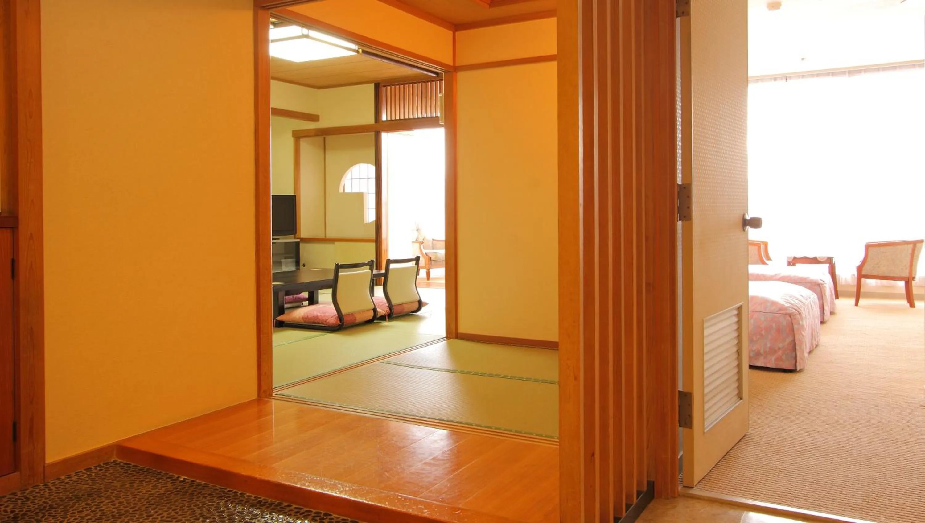 Twin Room with Tatami Area in Hotel Hana Isawa