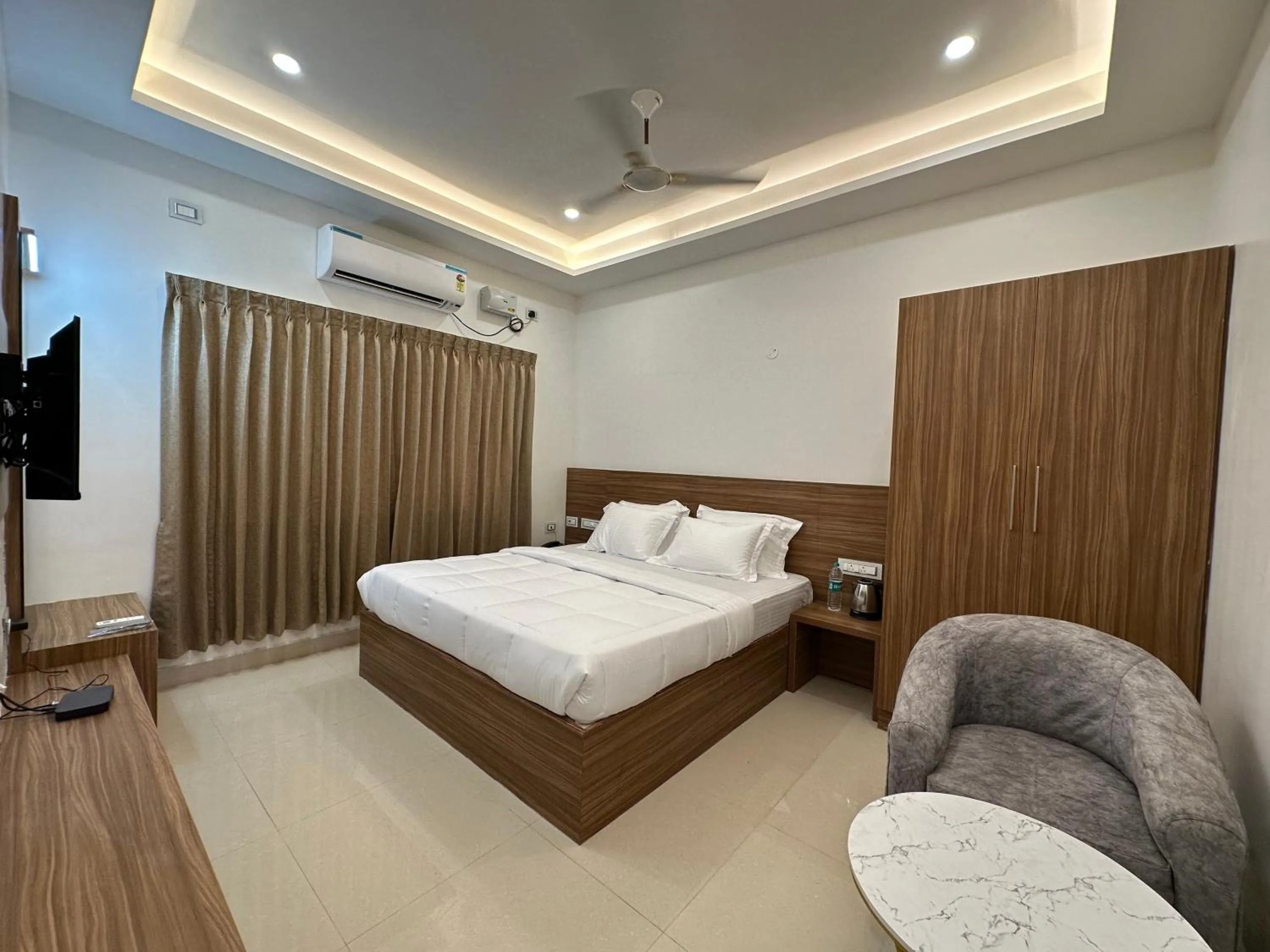 Standard Double Room in SRI KRISHNA RESIDENCY Srirangam