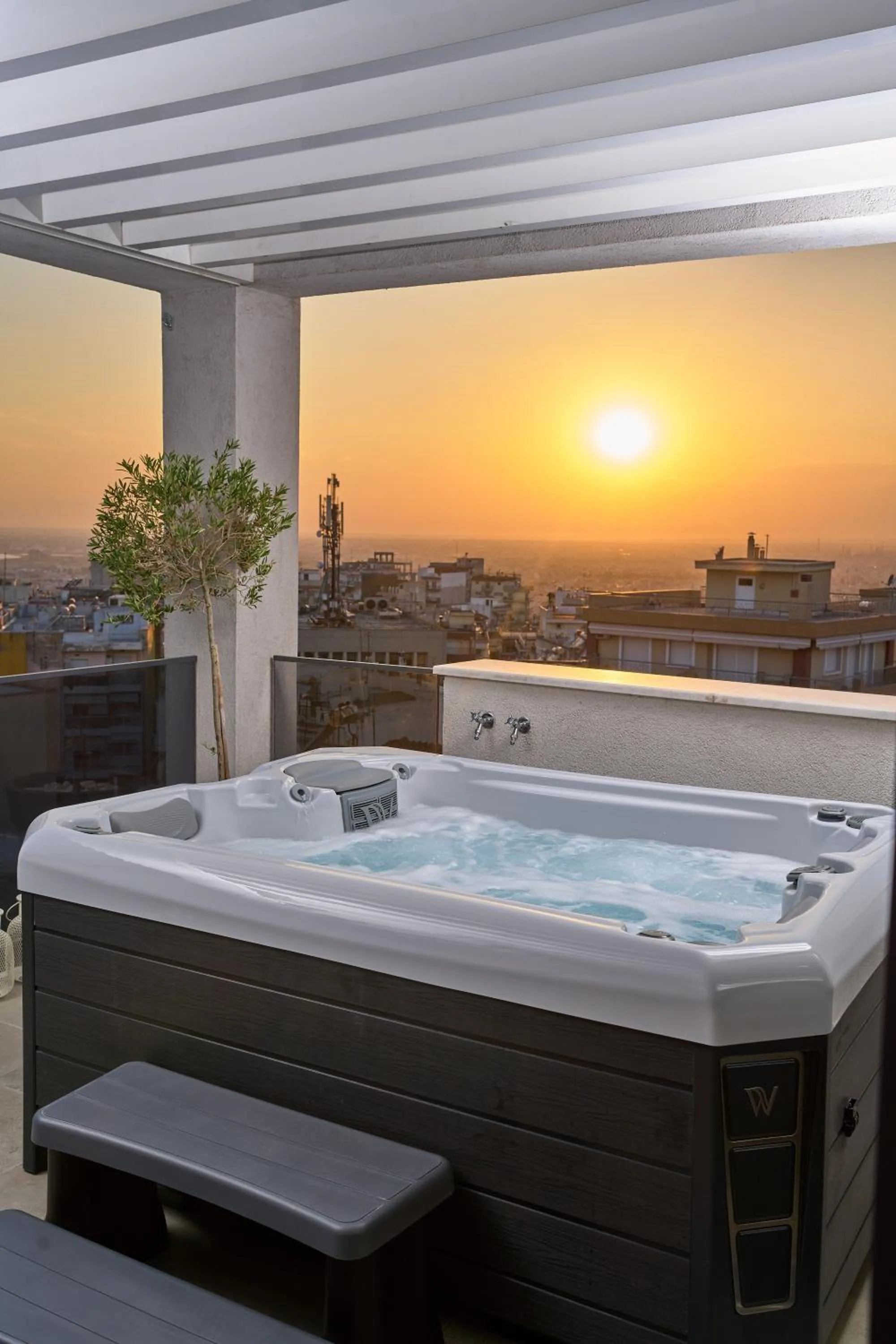 Superior Suite with Sea View in SIGMA Suites Hotel