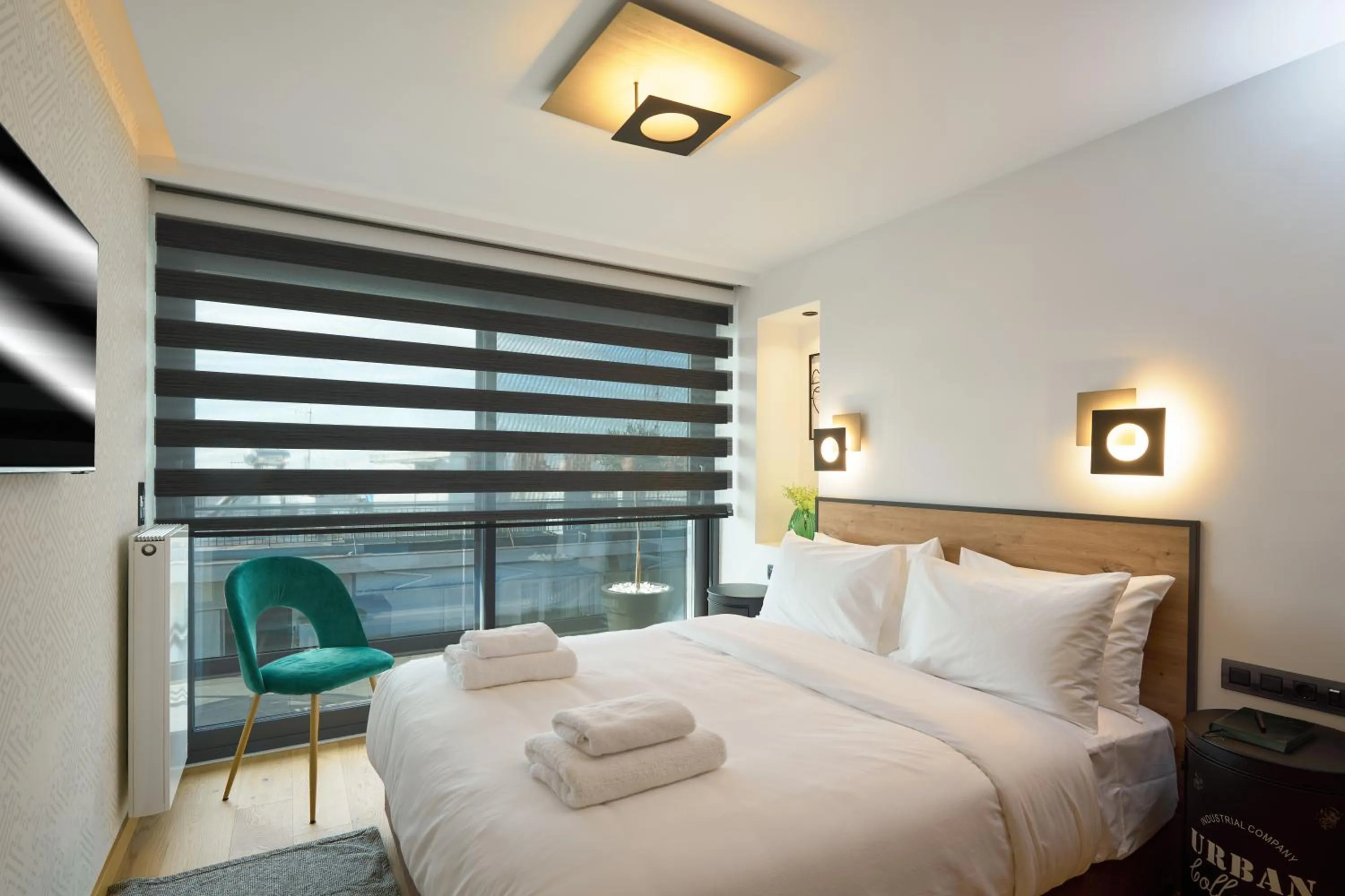 Deluxe Suite in SIGMA Suites Hotel