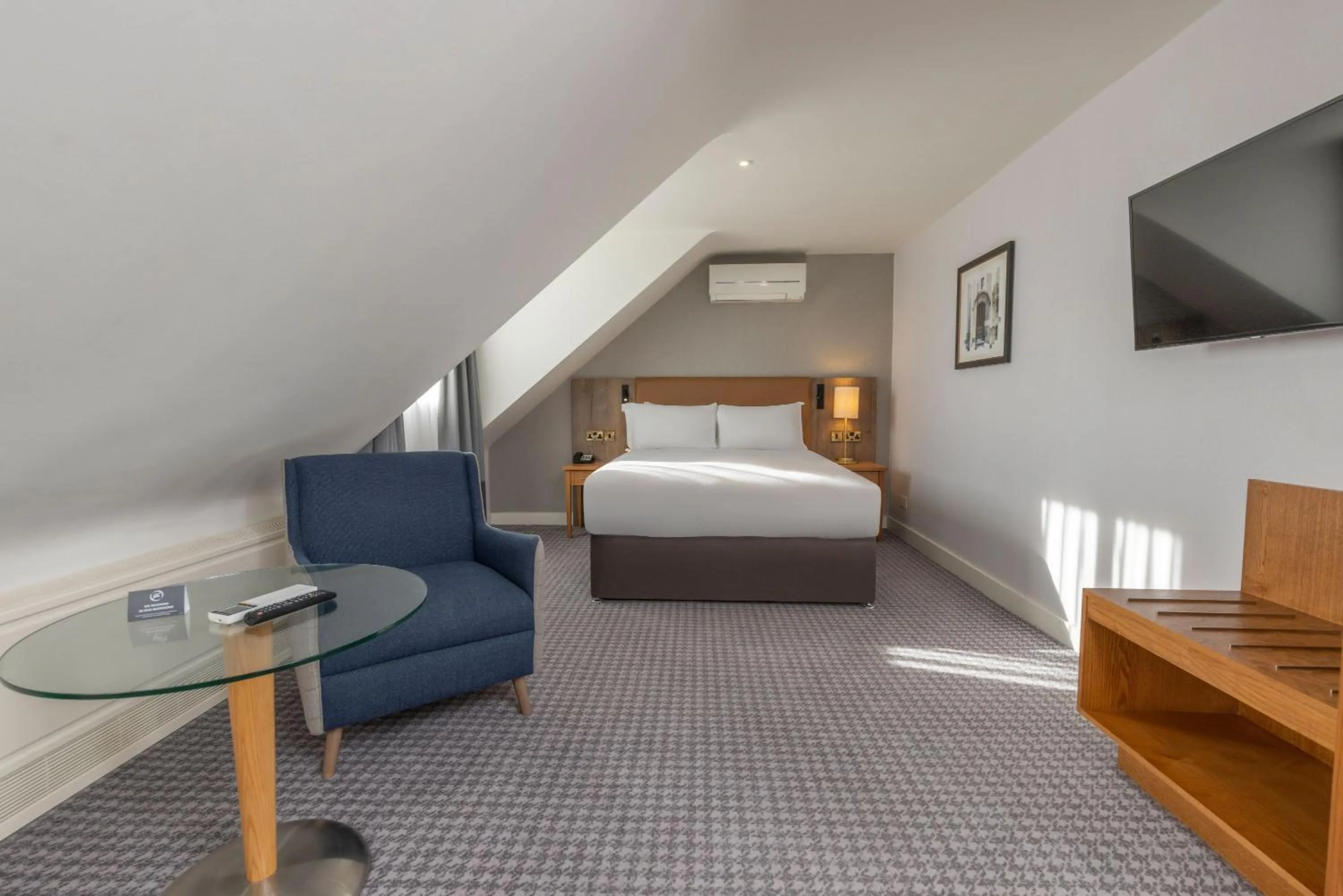 Superior King Room in Oxford Belfry Hotel & Spa