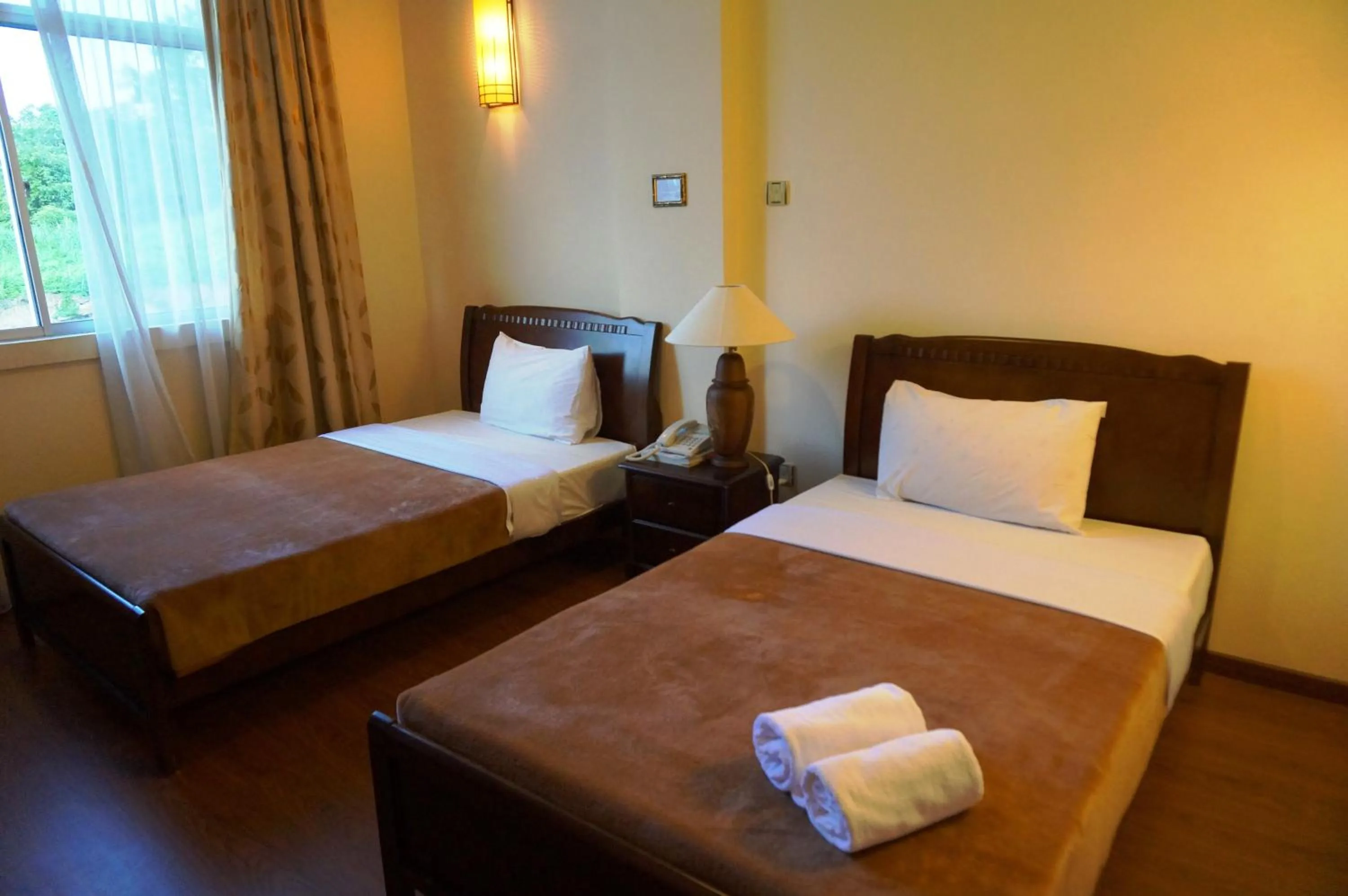 Deluxe Twin Room in Jeruton Hotel