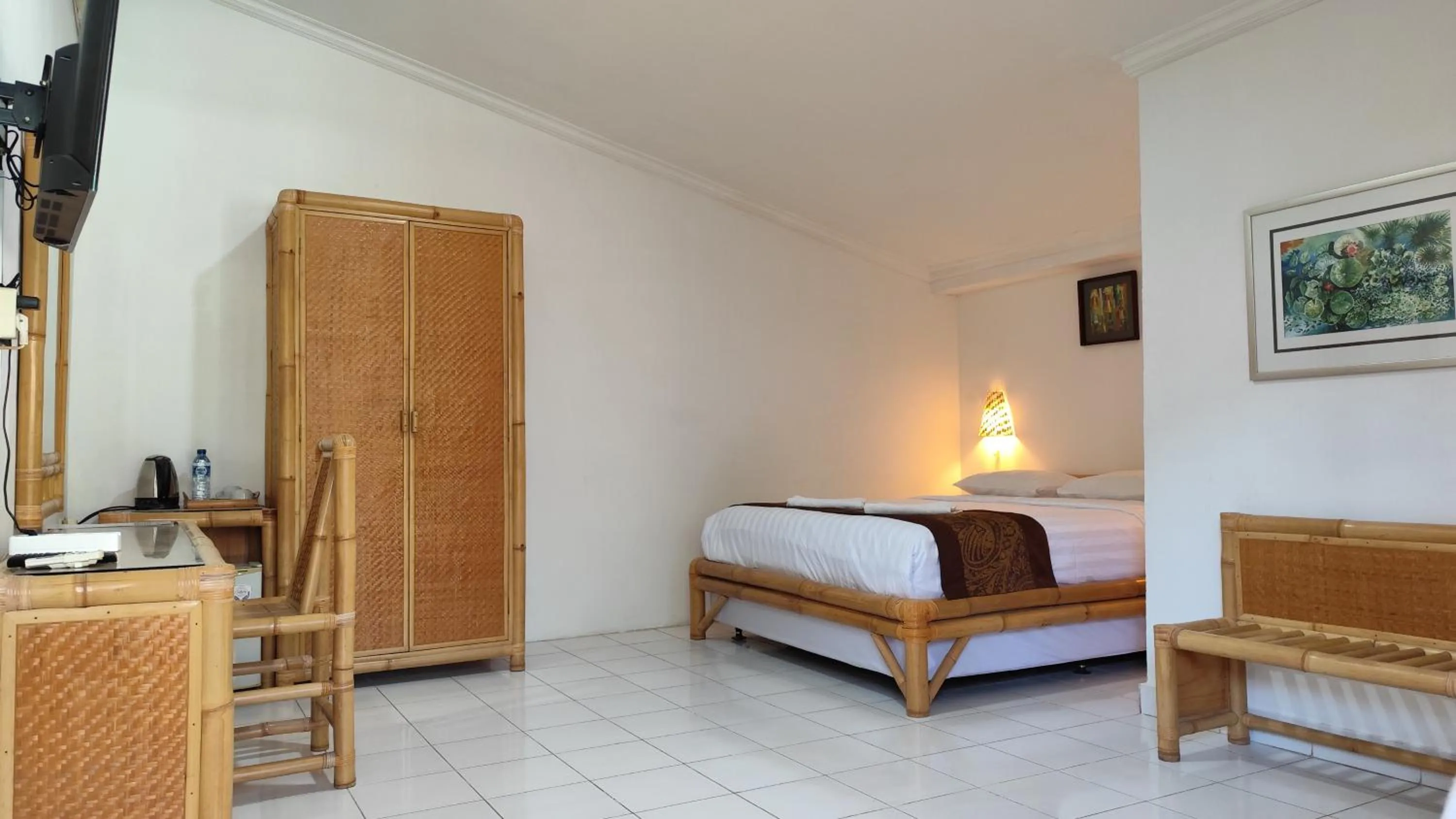 Standard Double Room in Keyani Bungalows Lovina