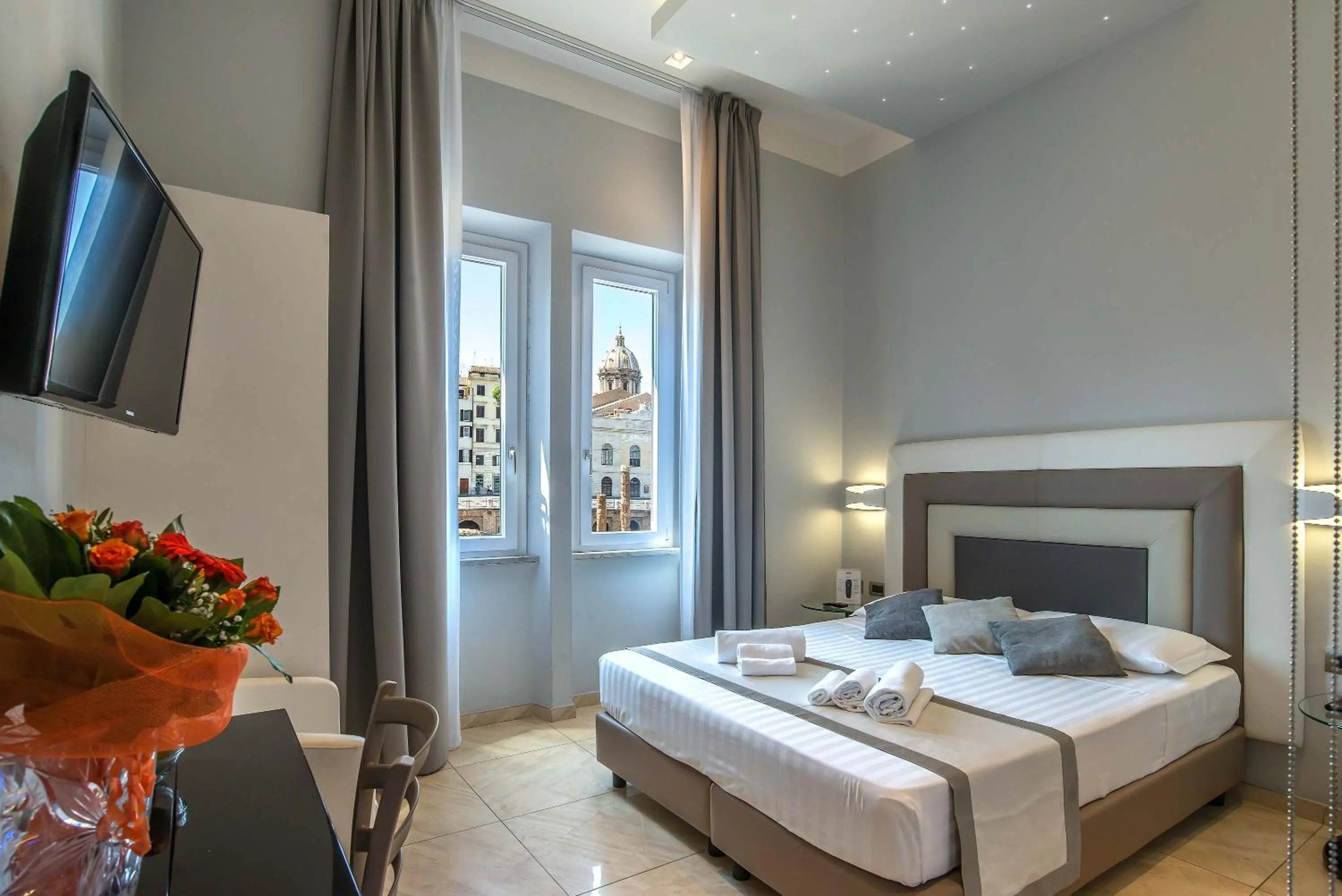 Superior Double Room with View in Pantheon Caesar Relais