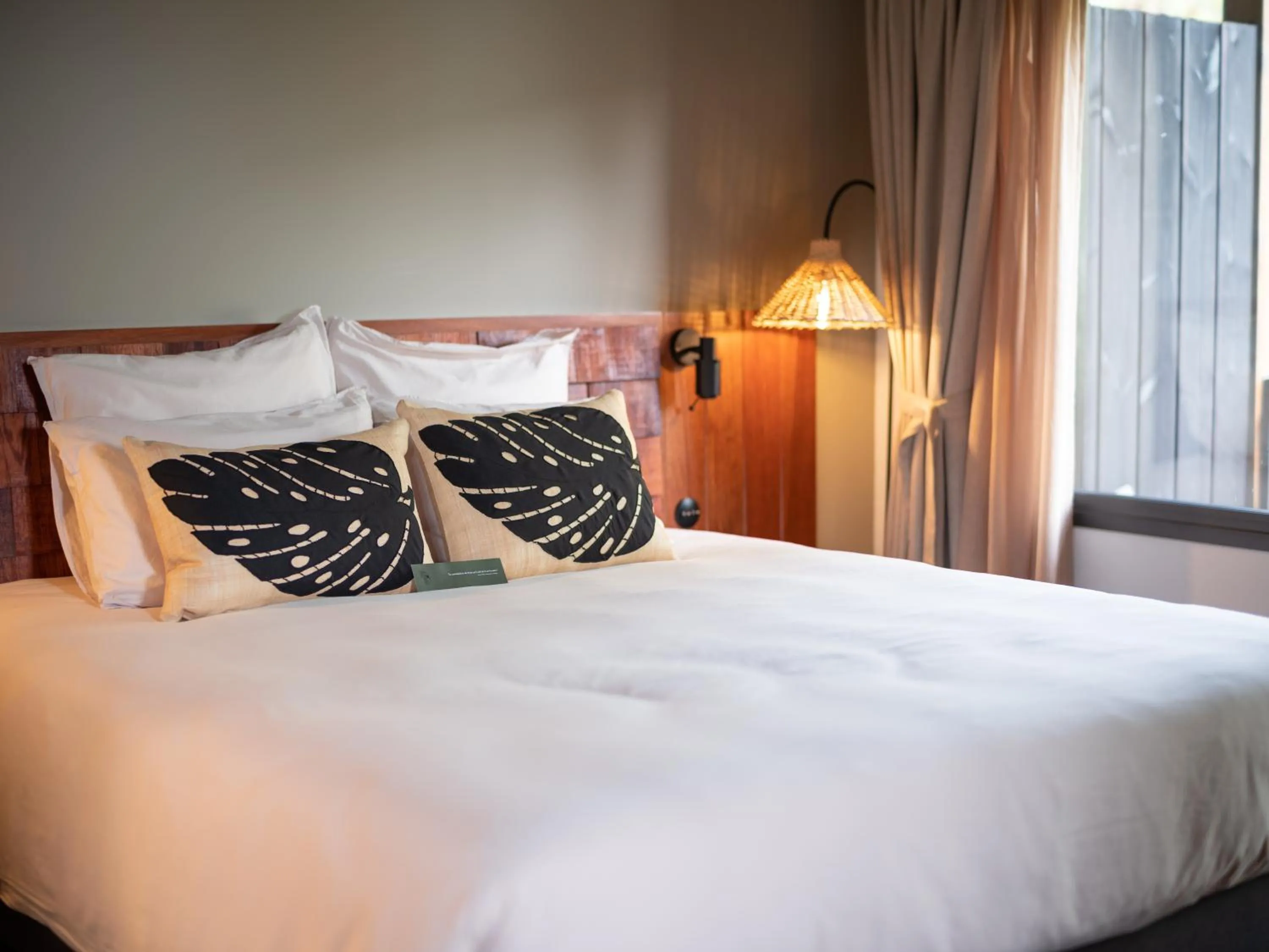 Family Room with Balcony in Hôtel le Tuit-Tuit