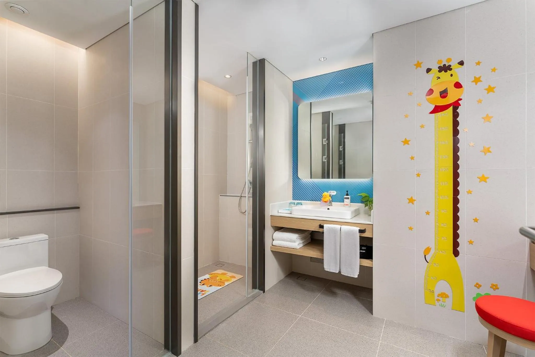 Double Suite - Kids Theme in Holiday Inn Express Xi'an Daxing by IHG