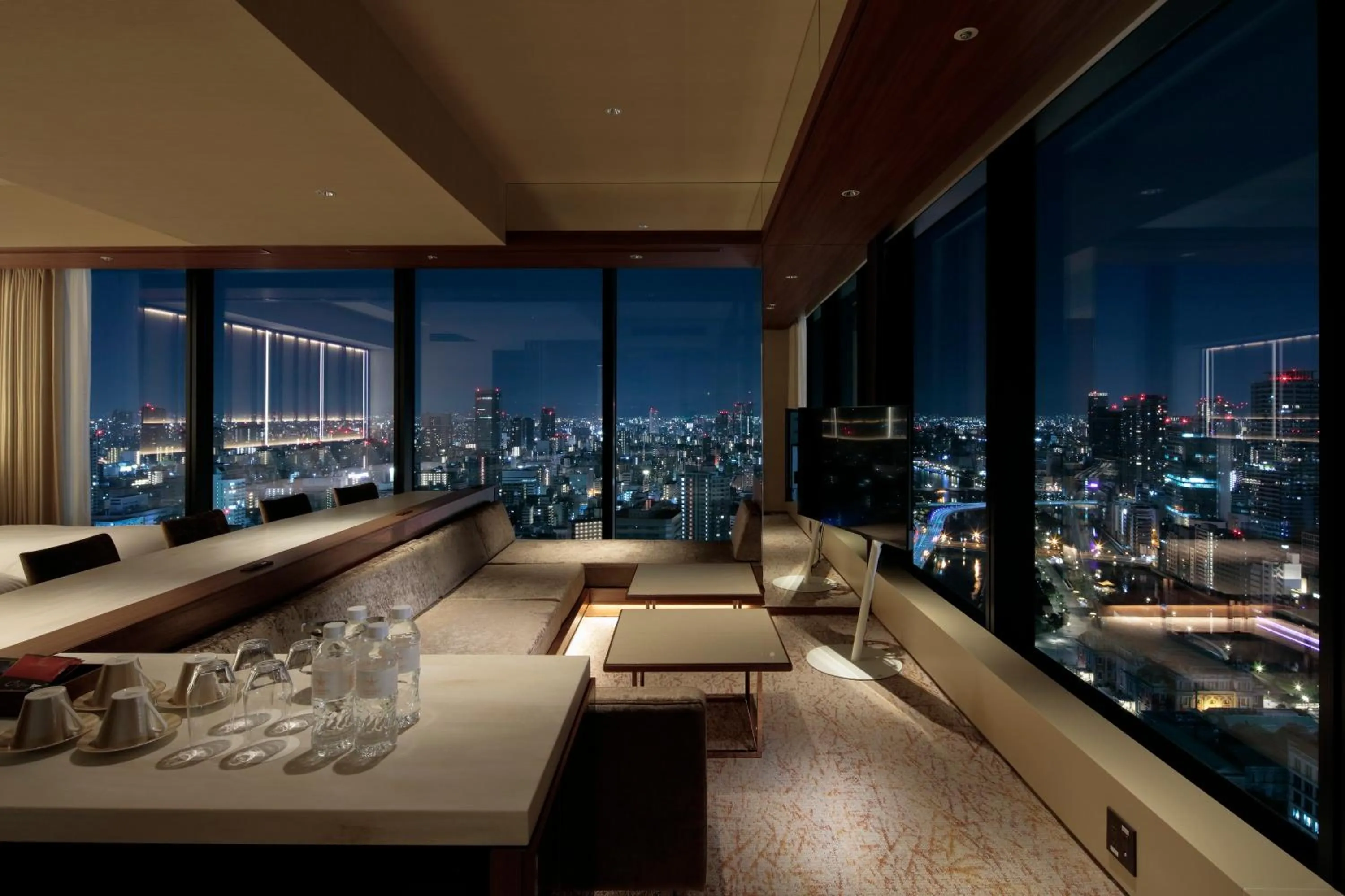 Candeo Suite with Sofa Bed and Open-Air Bath in Candeo Hotels Osaka The Tower