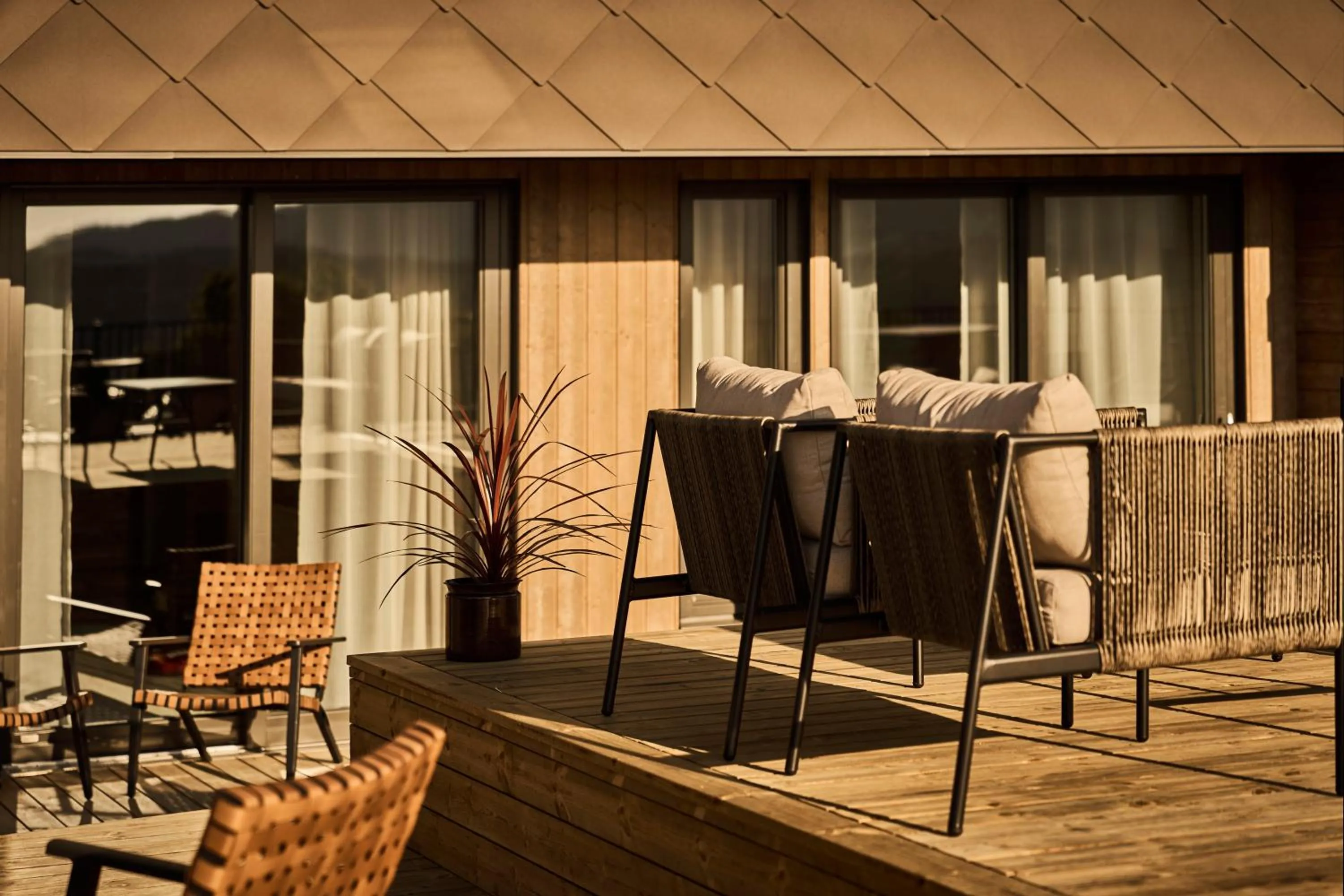 Deluxe Double Room with Sea View in Bekkjarvik Gjestgiveri