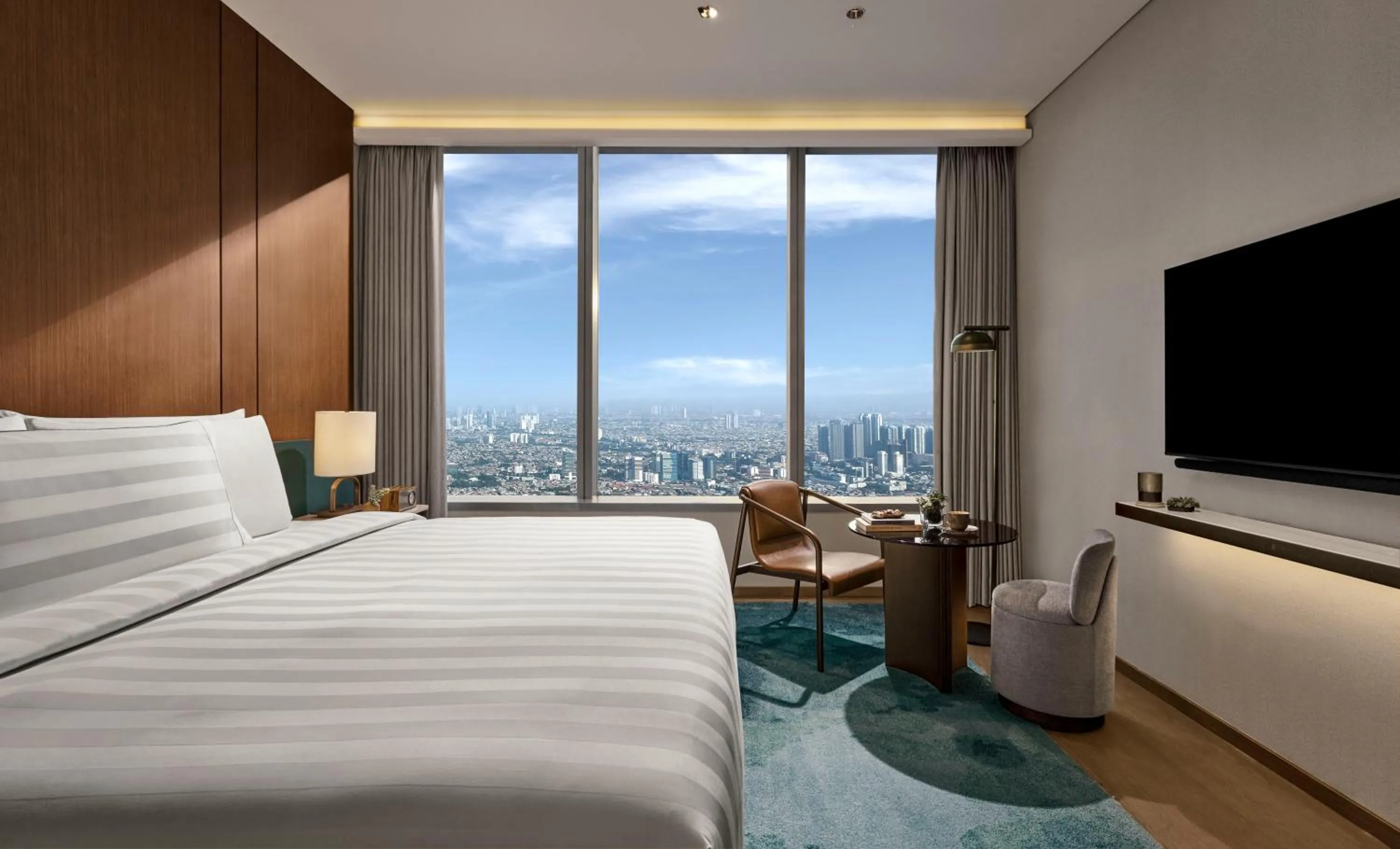 Deluxe King or Twin Room  in Pan Pacific Jakarta