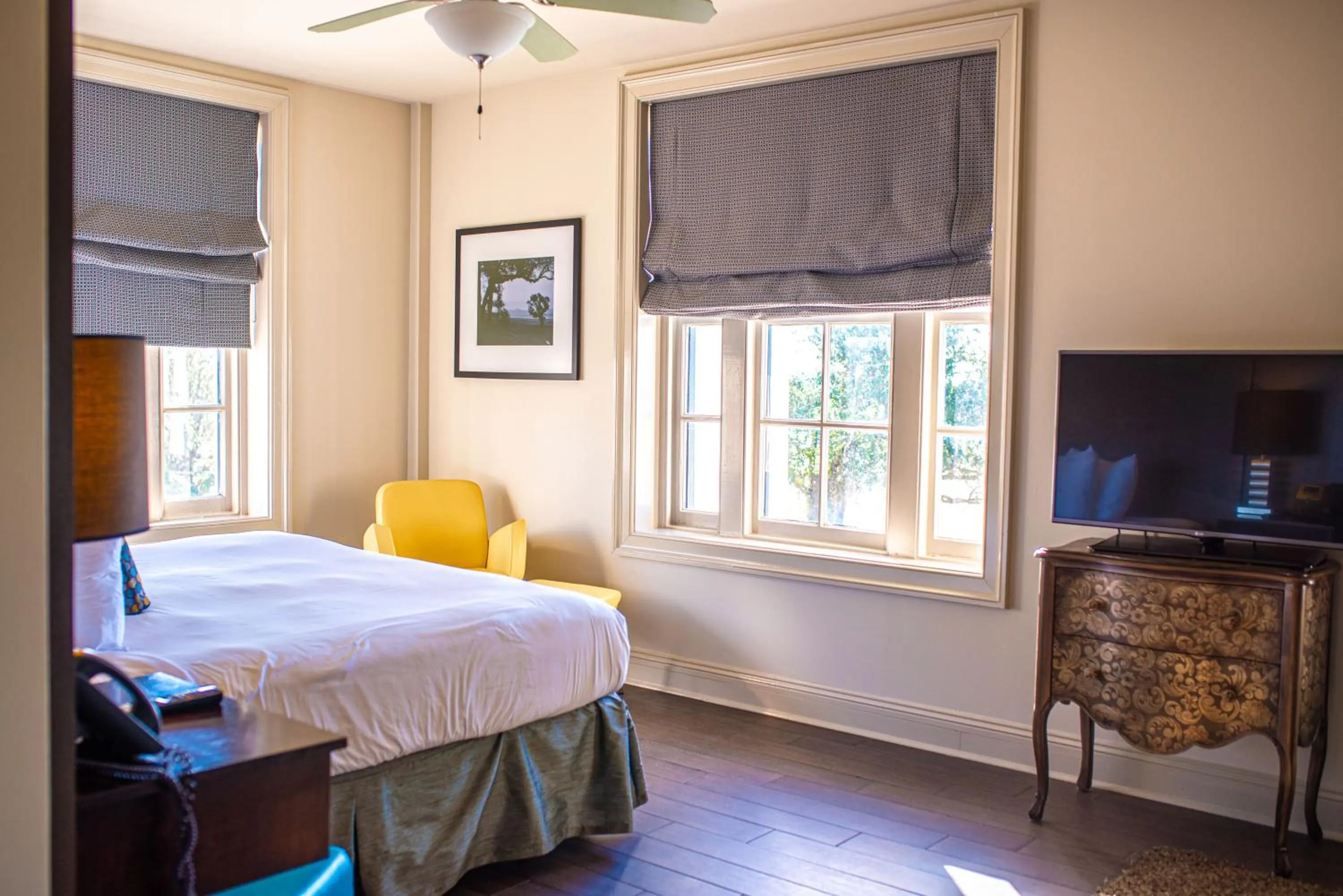 King Suite Gulf View in White House Hotel