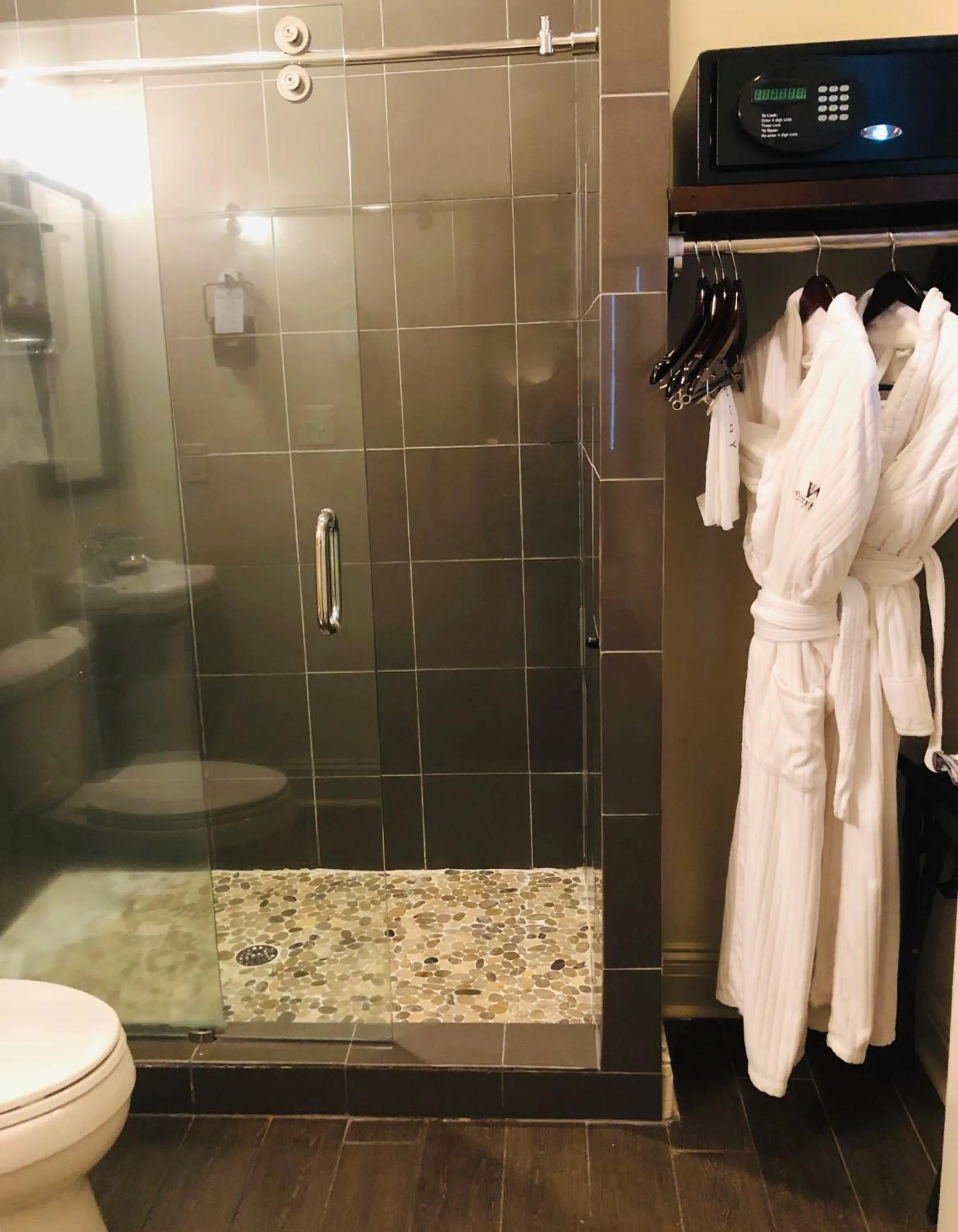 King Bed Gulf View in White House Hotel