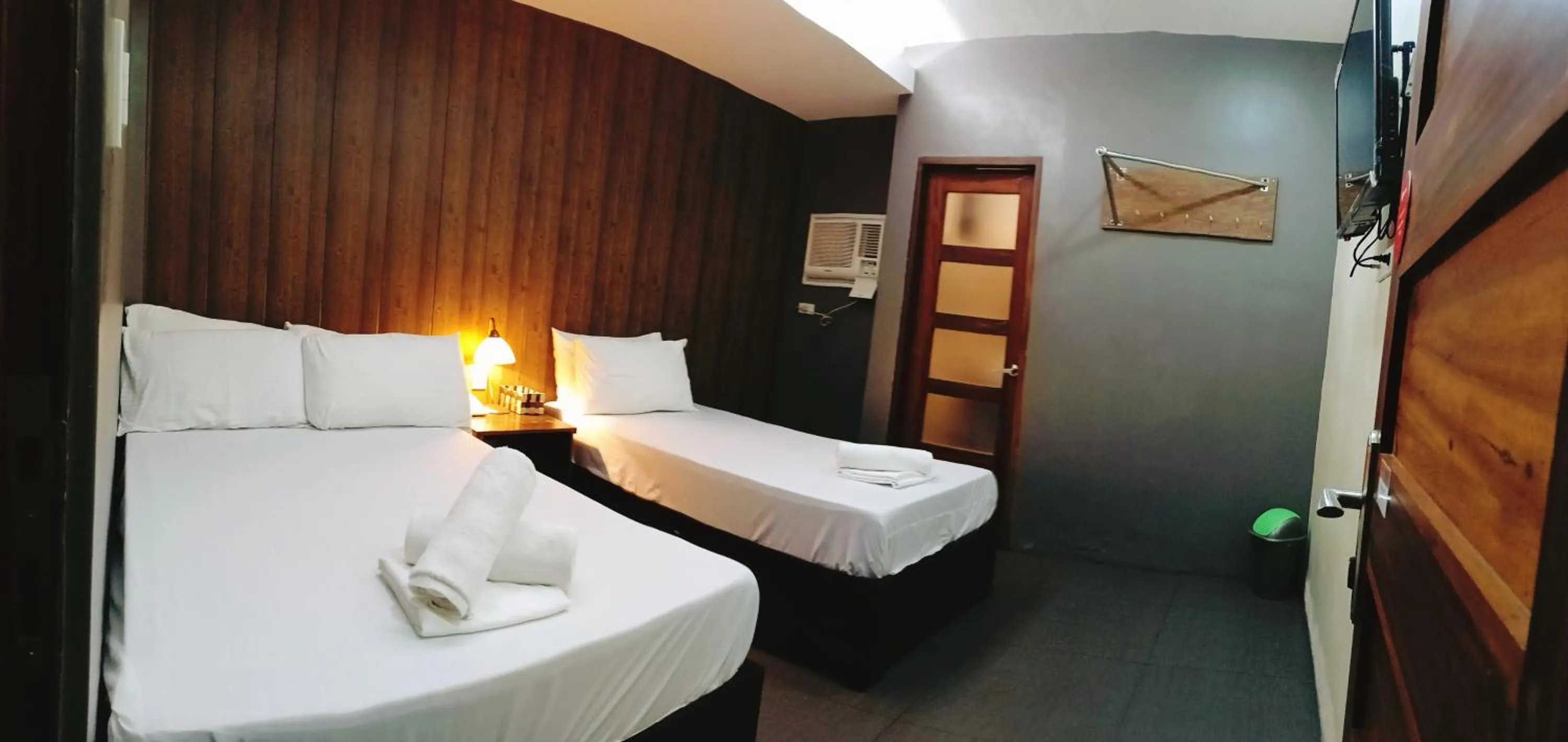 Triple Room in Westgate Hotel