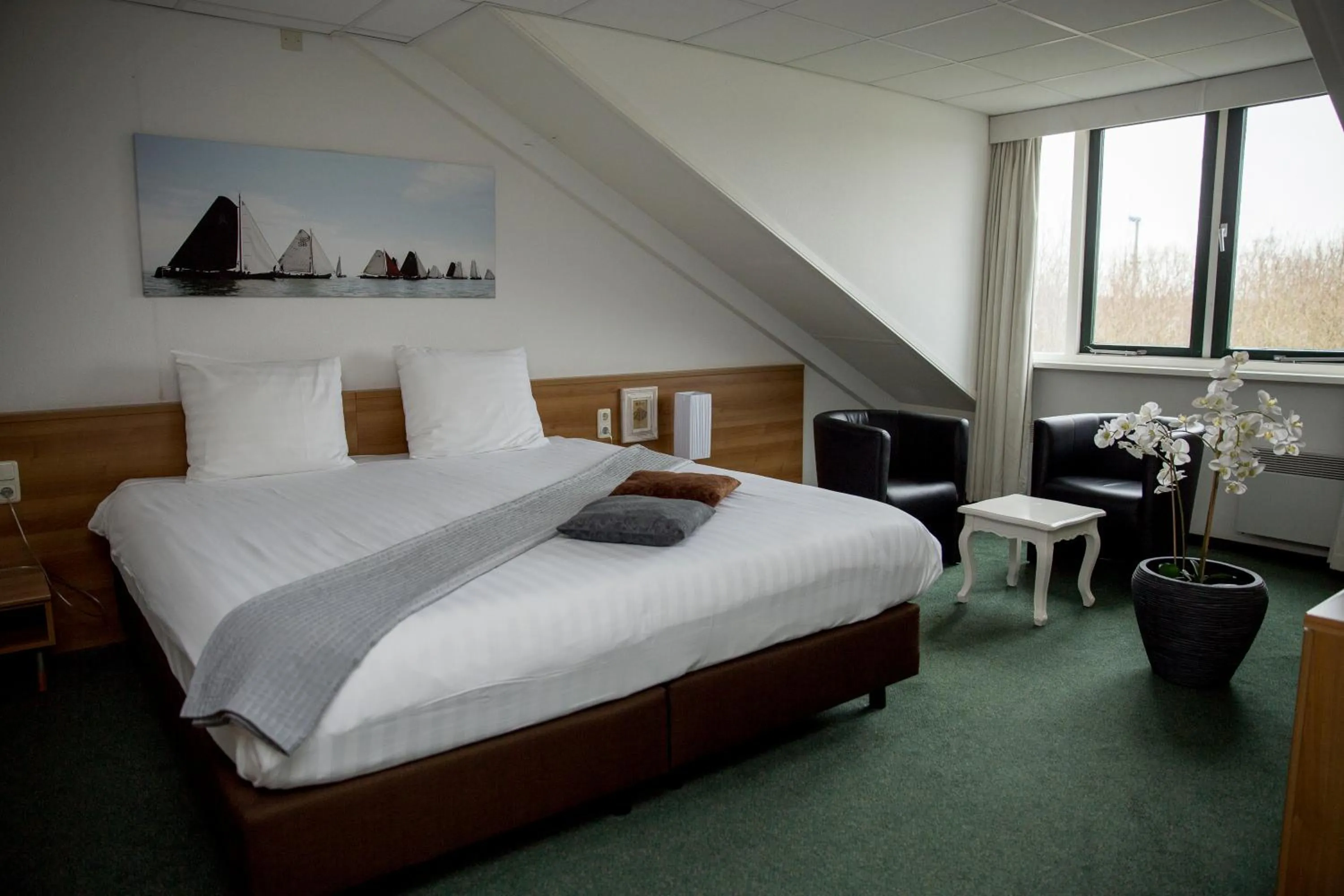 Suite in Fletcher Hotel Restaurant Heidehof