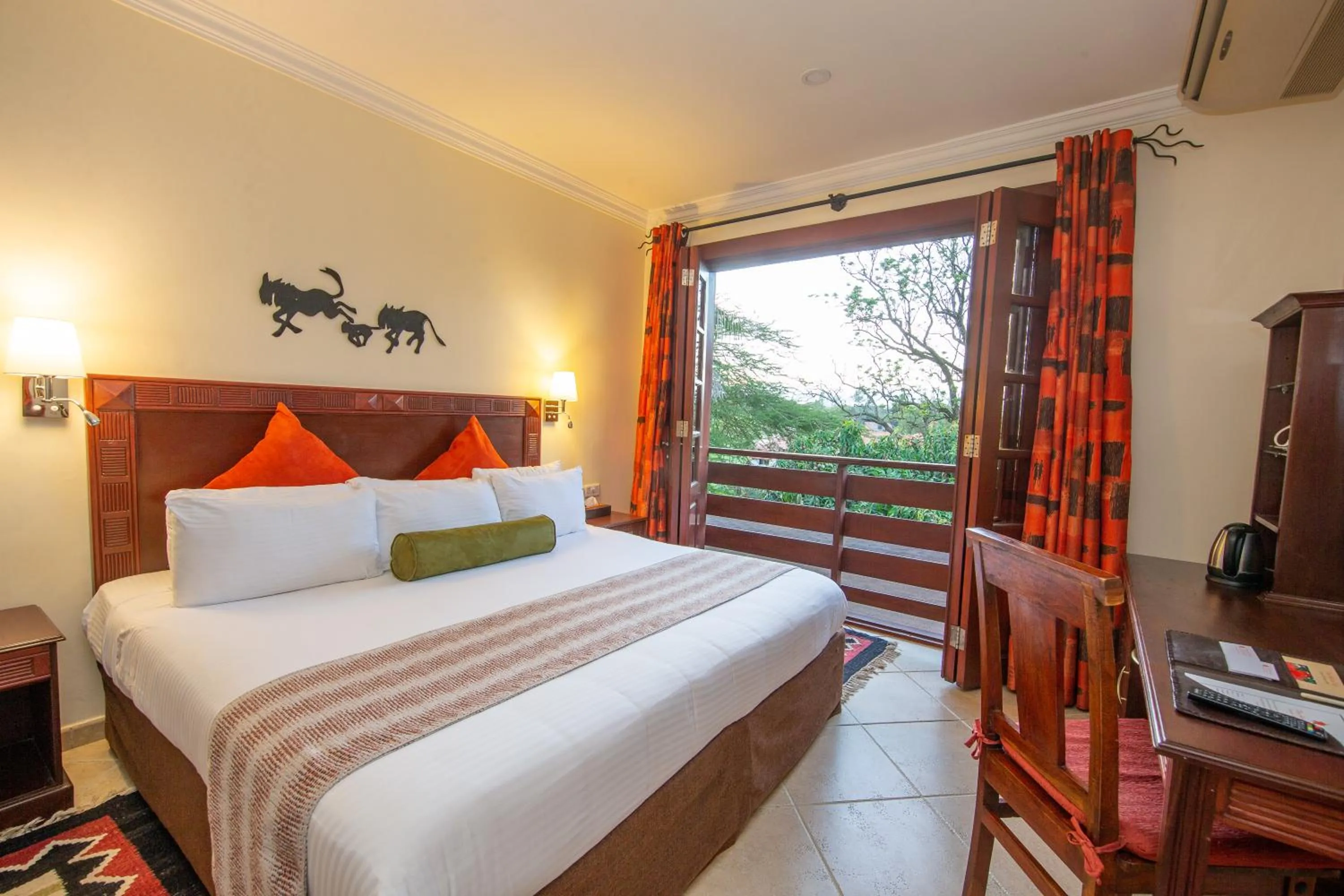 Double Room in African Tulip Hotel