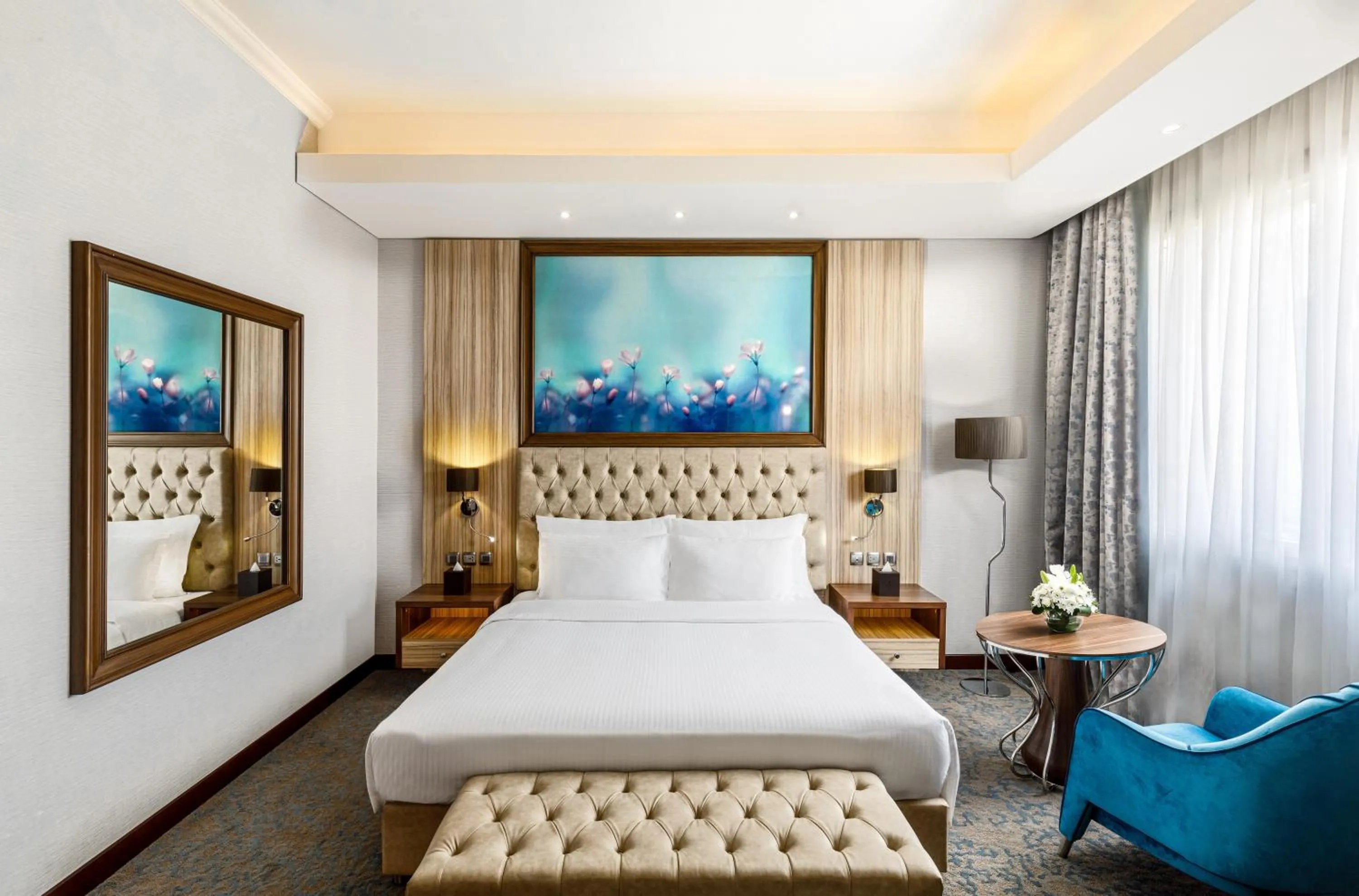 Deluxe King Room in Millennium Place Doha