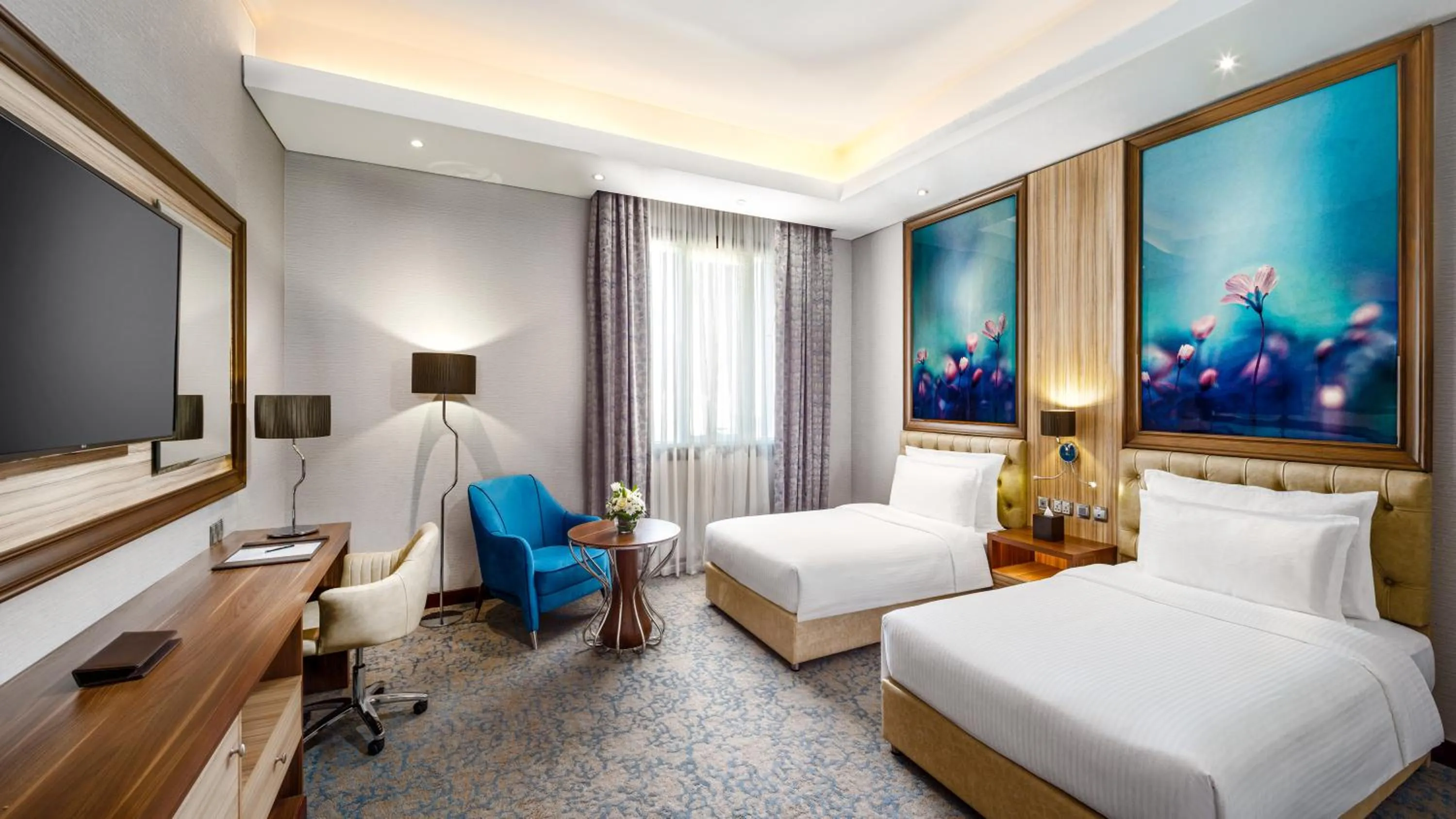 Deluxe Twin Room in Millennium Place Doha