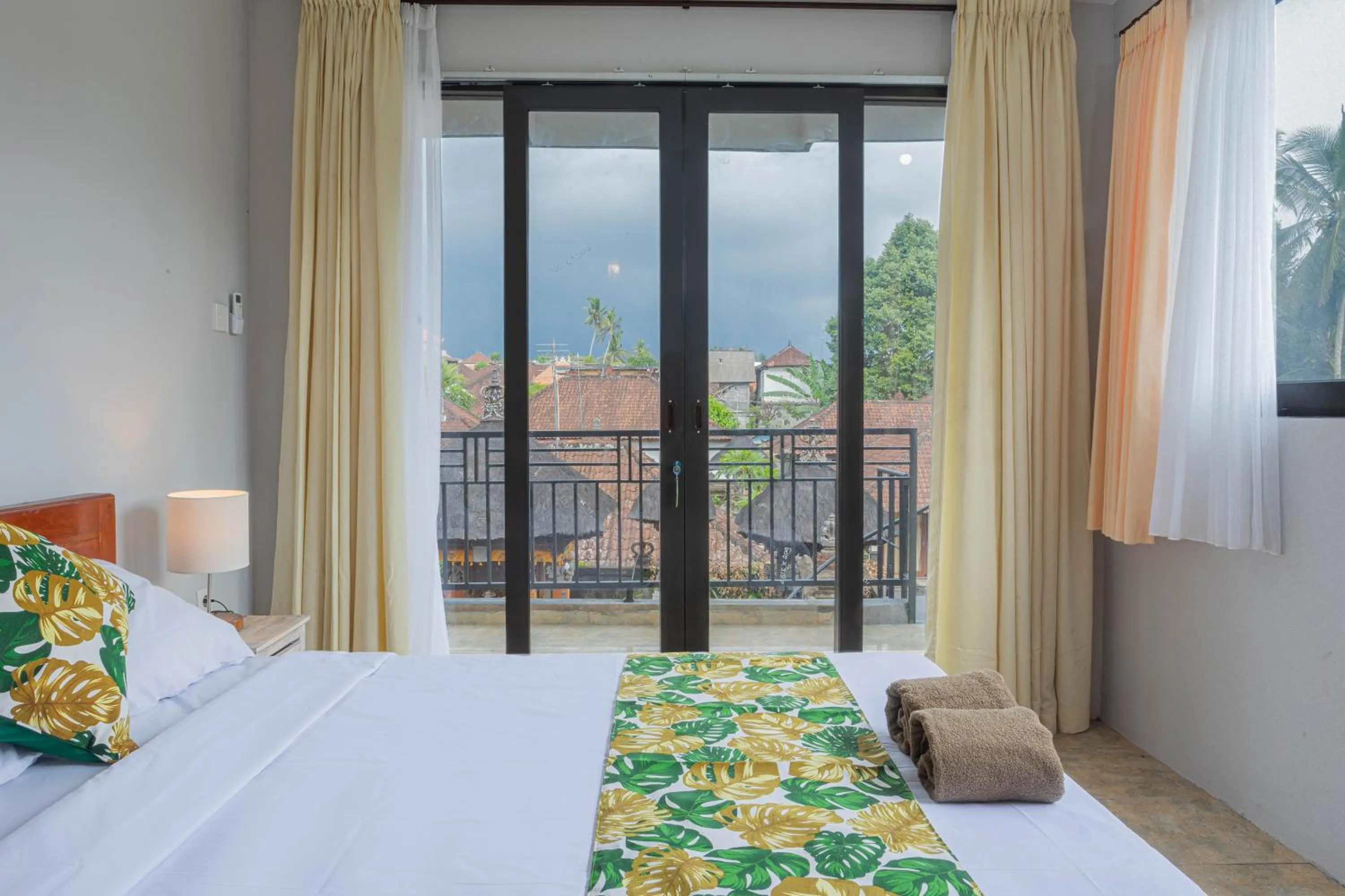 Deluxe Double Room in Griya Buda Guest House