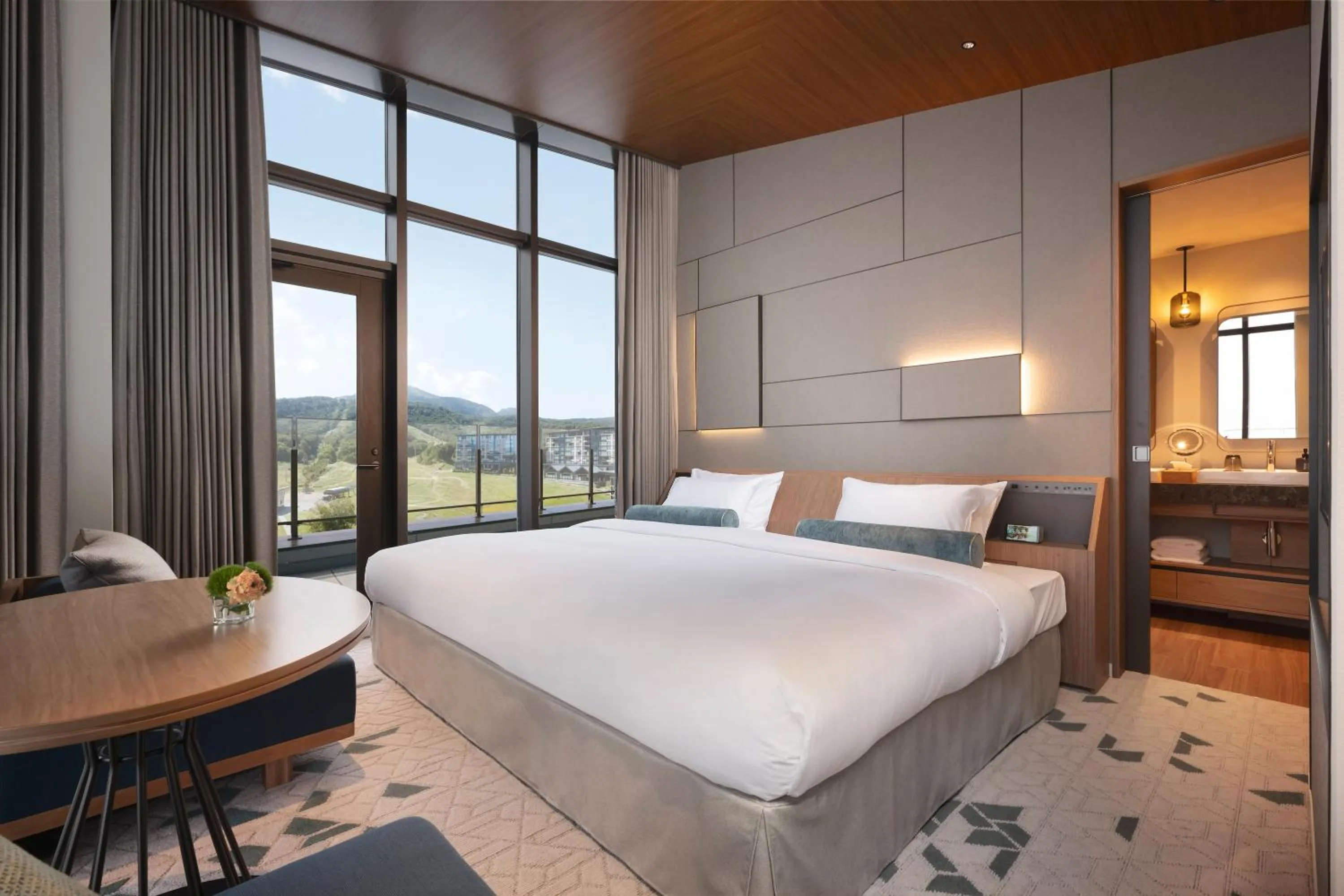 Premium Panorama Yotei View - single occupancy in Nikko Style Niseko HANAZONO