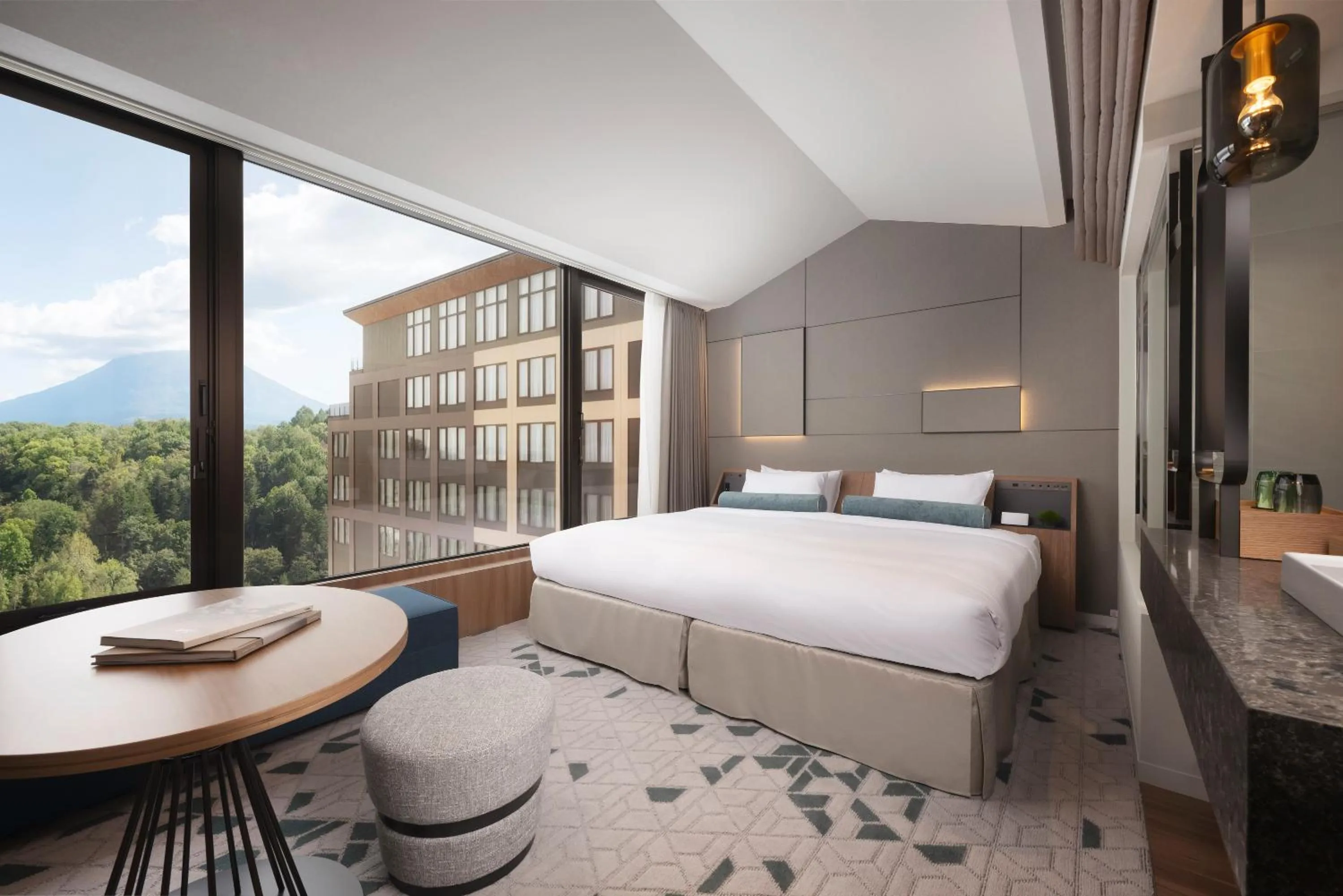 Superior King  - single occupancy in Nikko Style Niseko HANAZONO