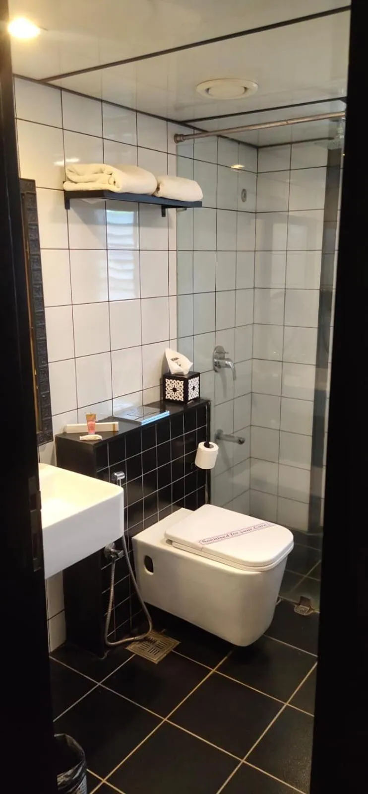 King Room in Liwa - The Transit Hotel, Bengaluru