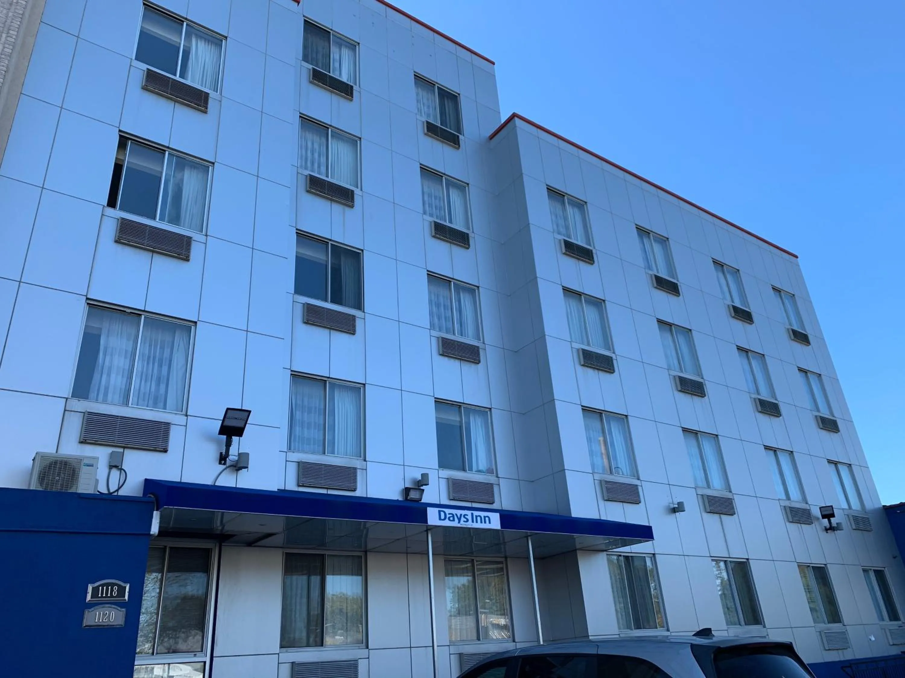 Days Inn by Wyndham Brooklyn Borough Park