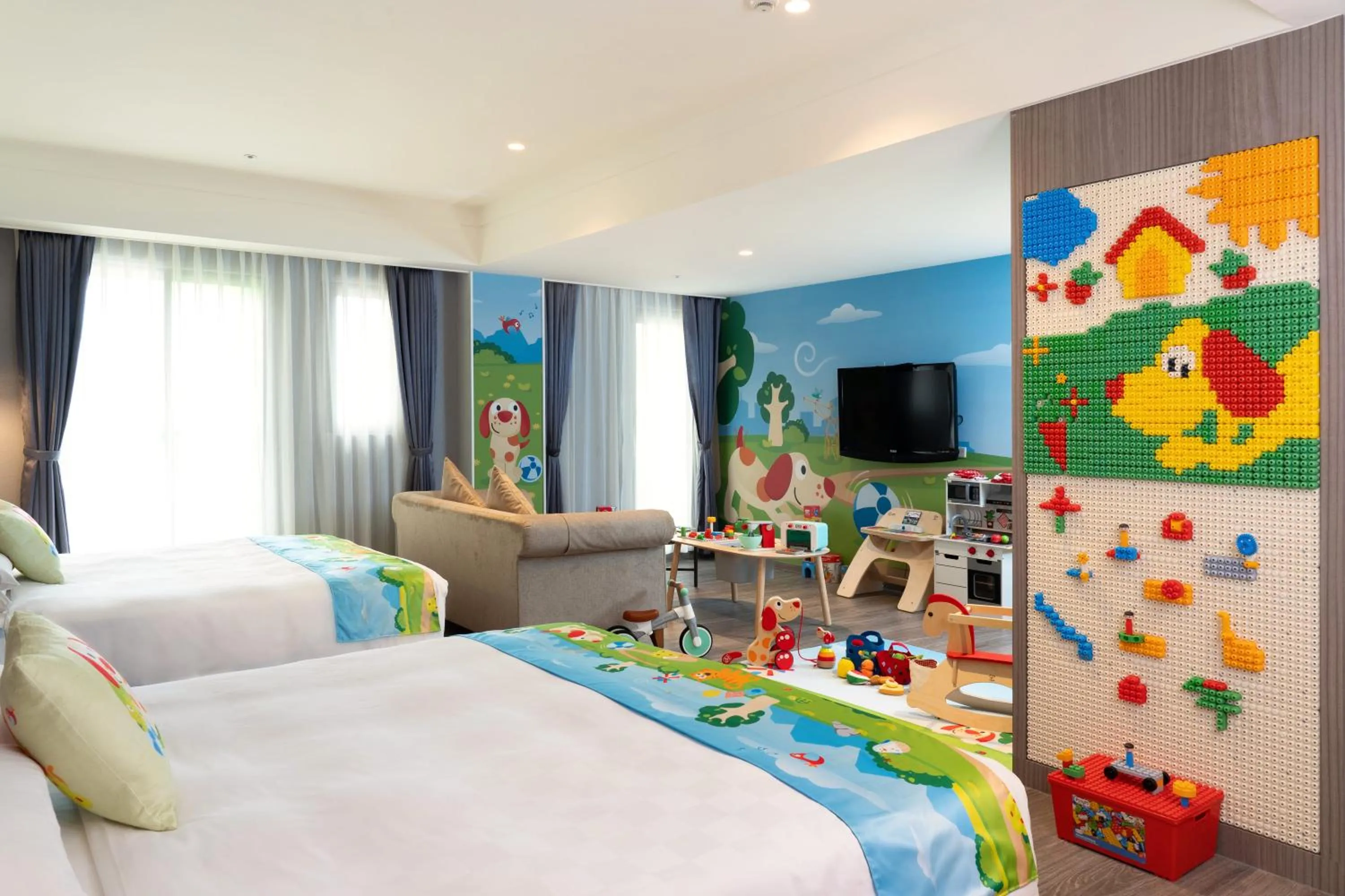 Kid-themed Family Room in E-DA Skylark Hotel