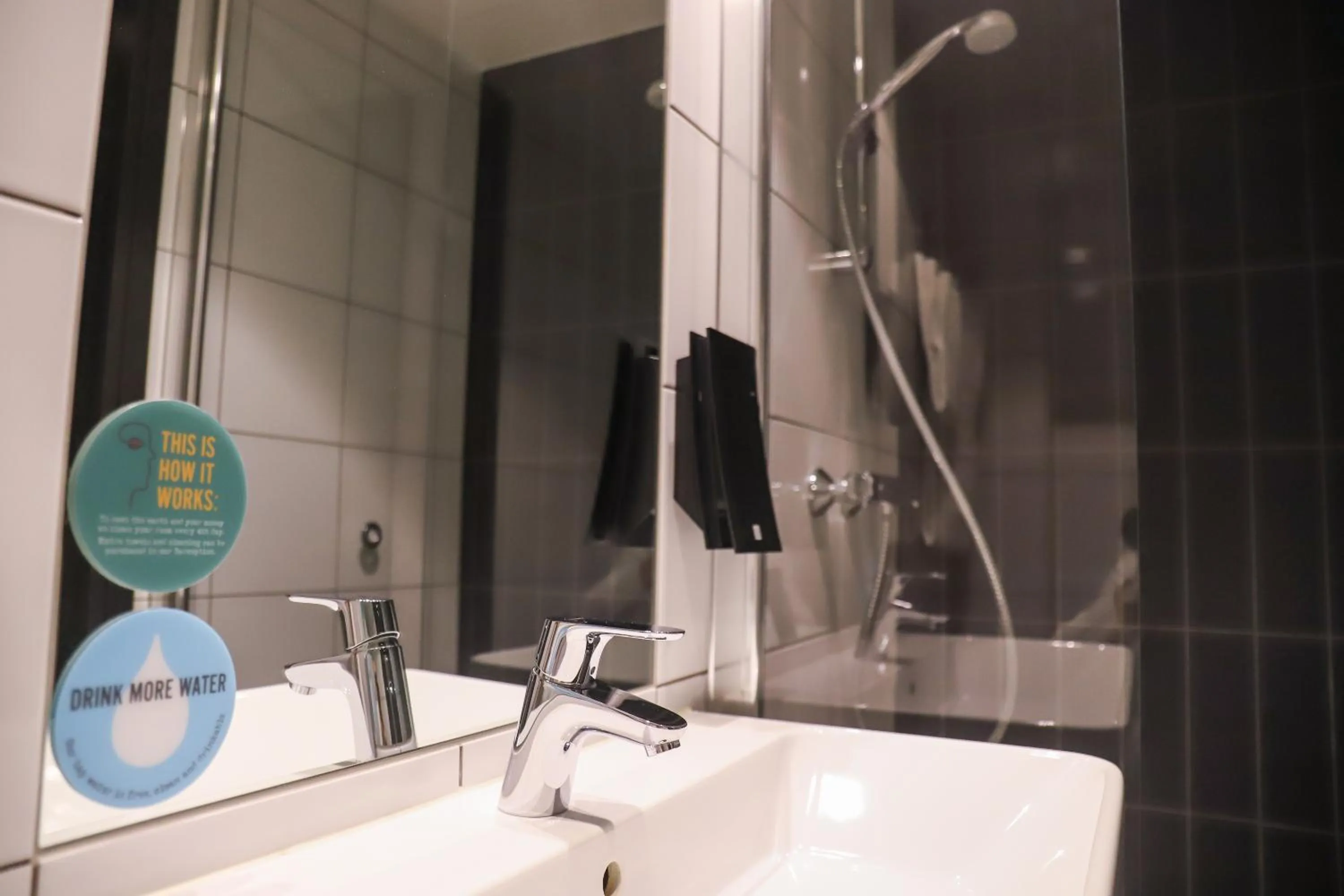 Standard Twin Room in Comfort Hotel Xpress Central Station