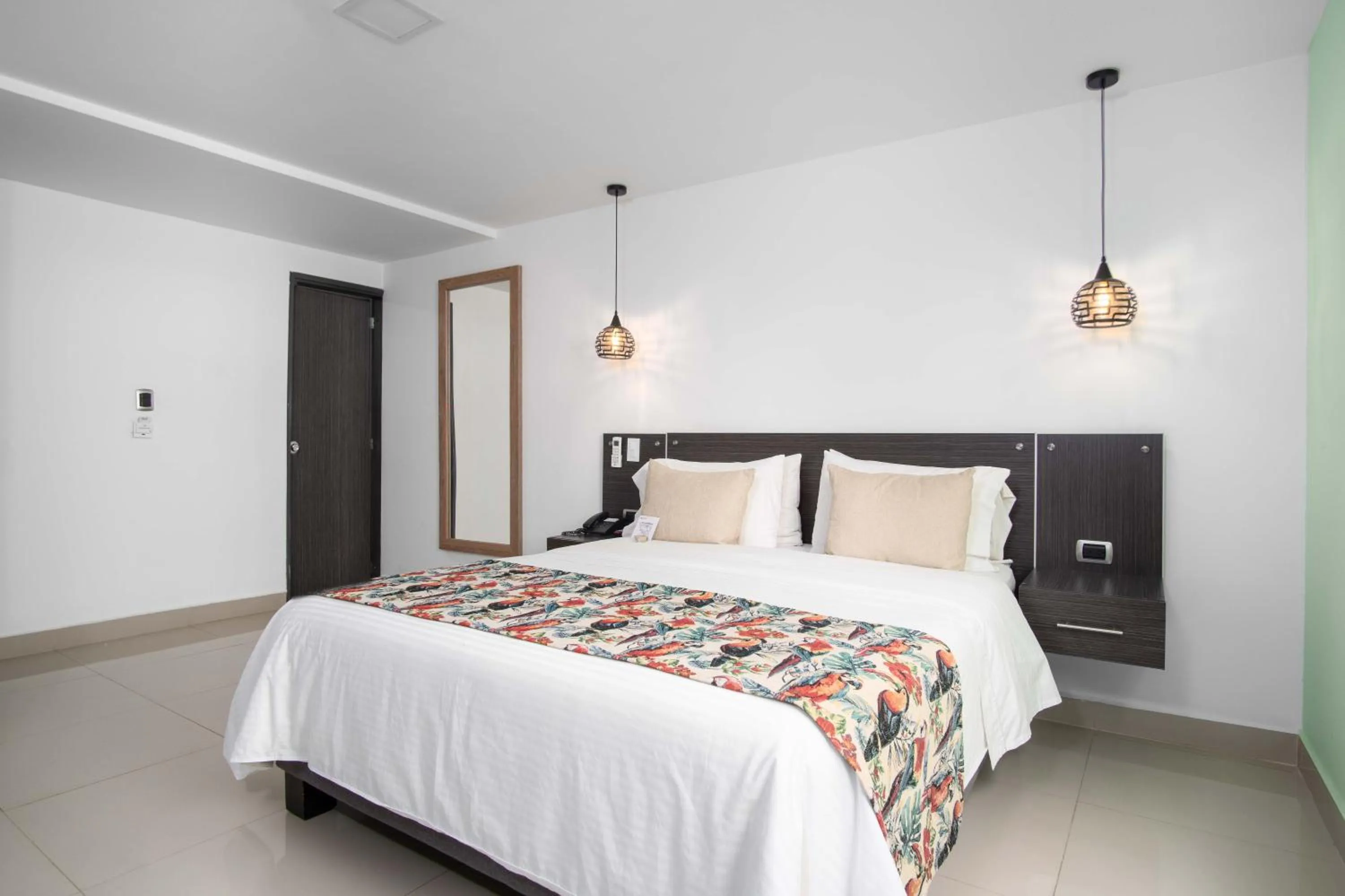 Standard Double Room in Azor Hotel Cali Versalles