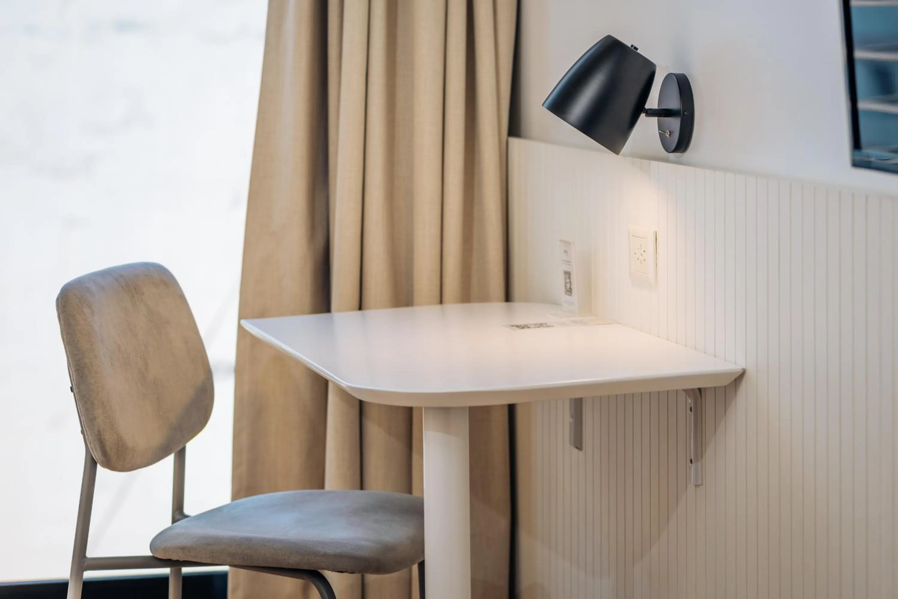 Twin Room with Balcony in Pleno Palermo Soho