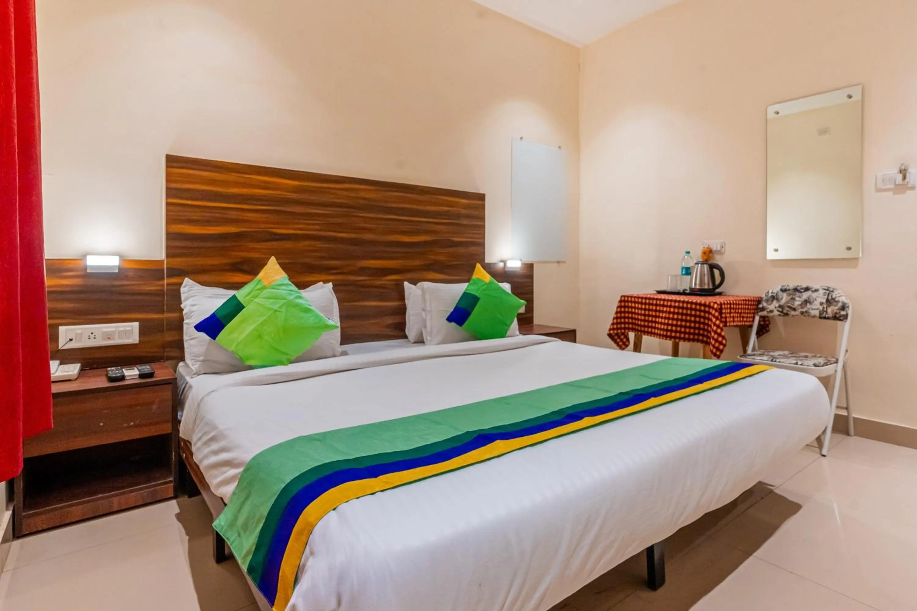 Economy Double Room - single occupancy in Treebo Express Inn