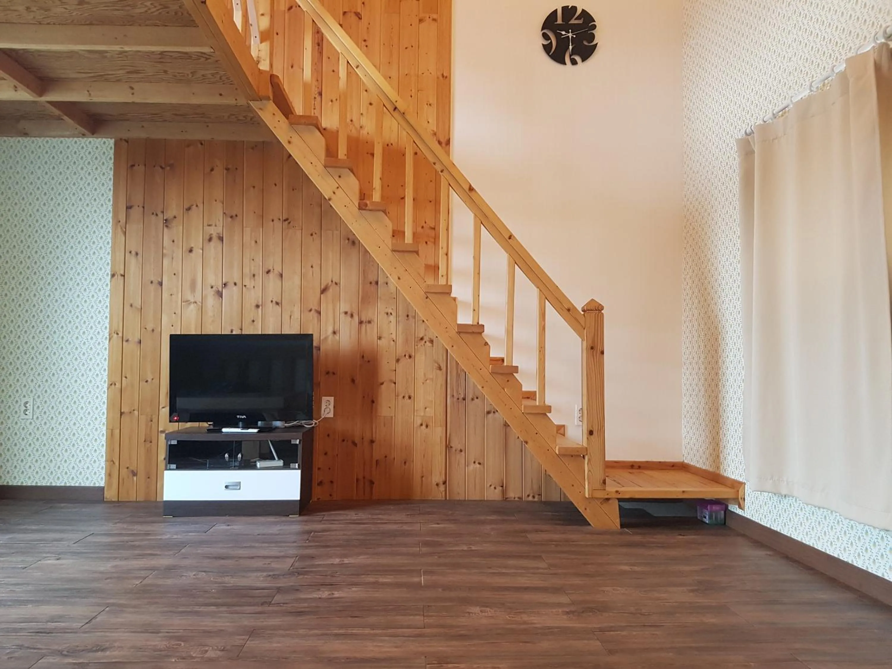 Family Room with Sea View in Guesthouse Kim's Cabin