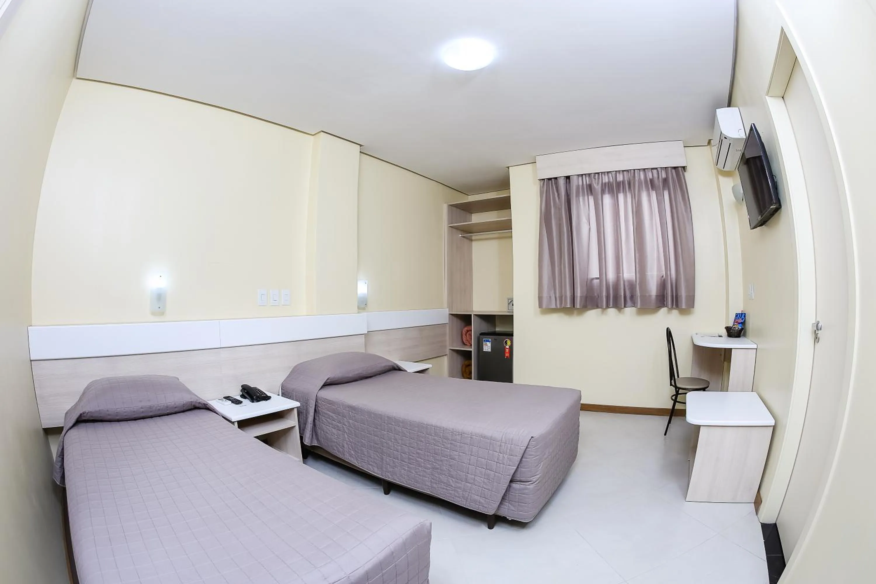 Standard Twin Room - single occupancy in Hotel Express Savoy - Centro Histórico