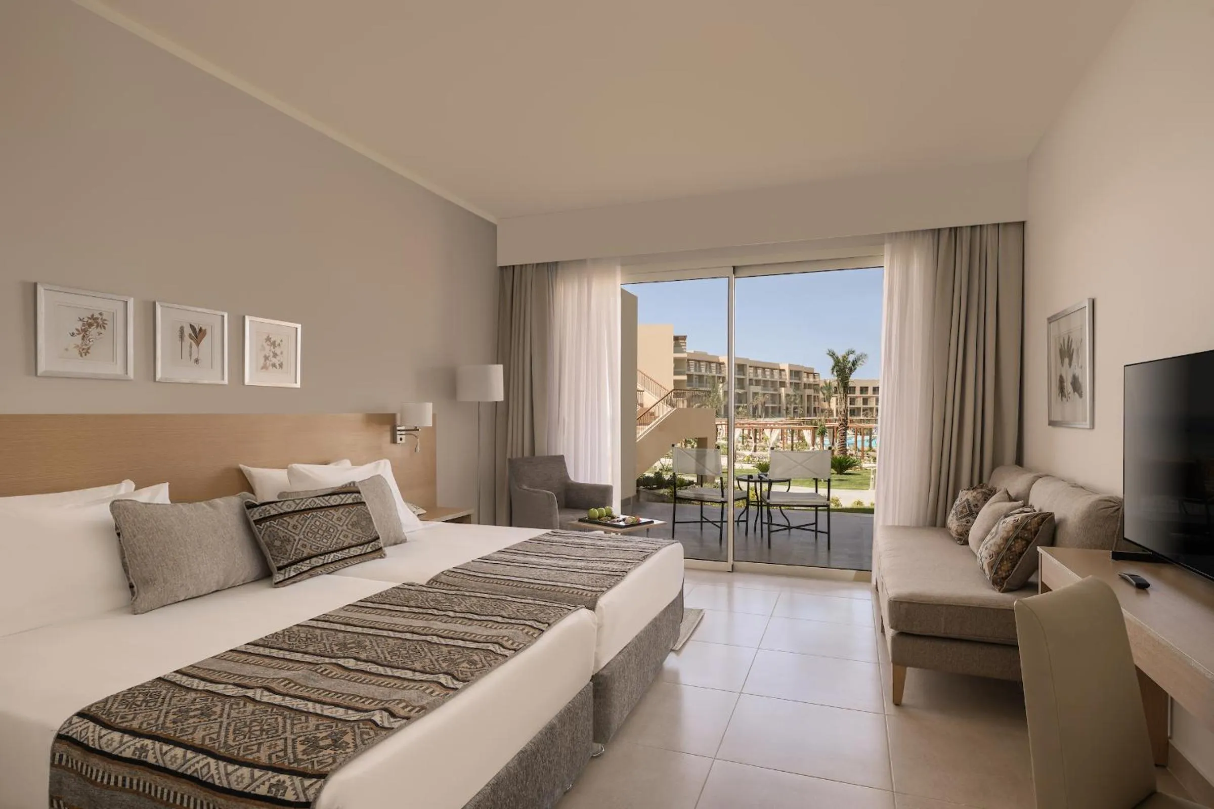 Deluxe Family , Queen or Twin Bed, Garden View in JAZ Elite Asteria