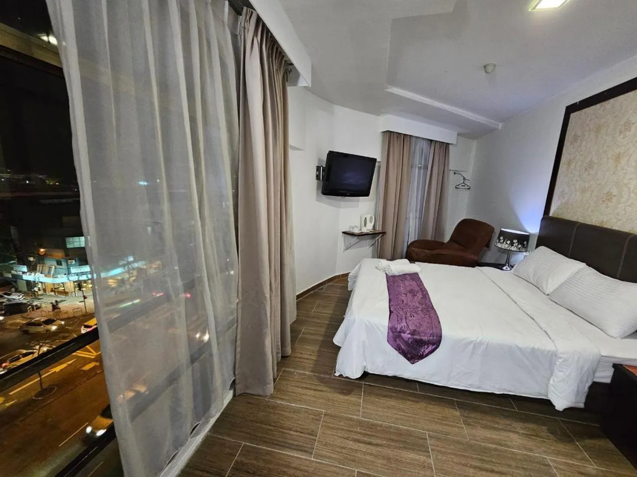 Standard Queen Room in Warisan Hotel Kota Kinabalu